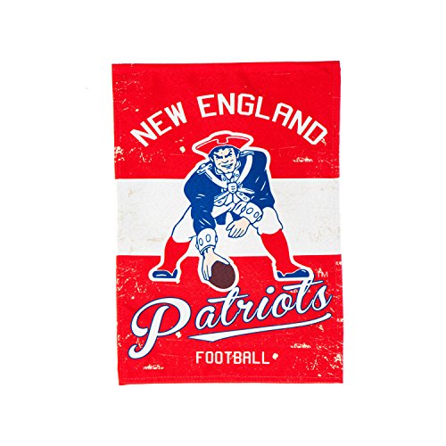 Team Sports America New England Patriots NFL Vintage Linen Garden Flag - 12.5" W x 18" H Outdoor Double Sided Décor Sign for Football Fans - 757 Sports Collectibles