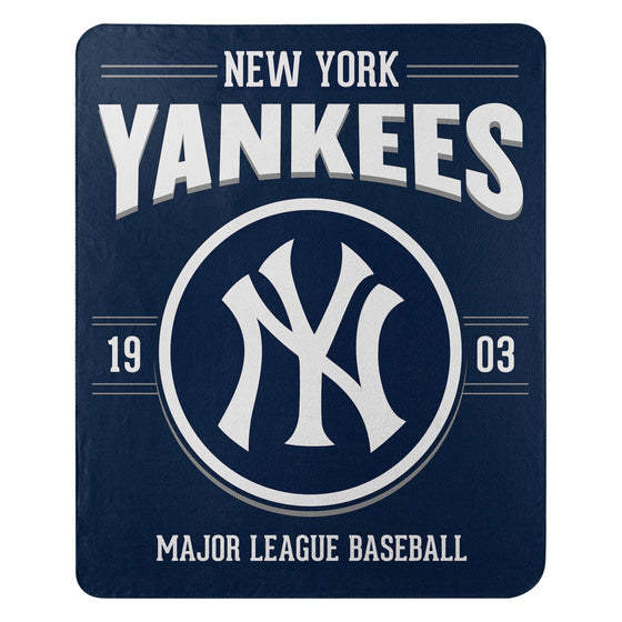 New York Yankees 50" X 60" Southpaw Fleece Throw Blanket