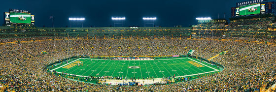 Stadium Panoramic - Green Bay Packers 1000 Piece NFL Sports Puzzle - Center View