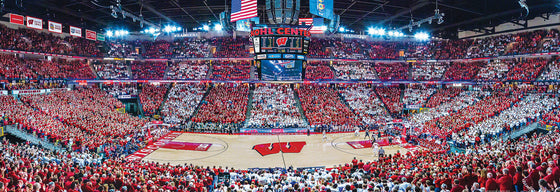 Stadium Panoramic - Wisconsin Badgers Basketball 1000 Piece Puzzle - Center View
