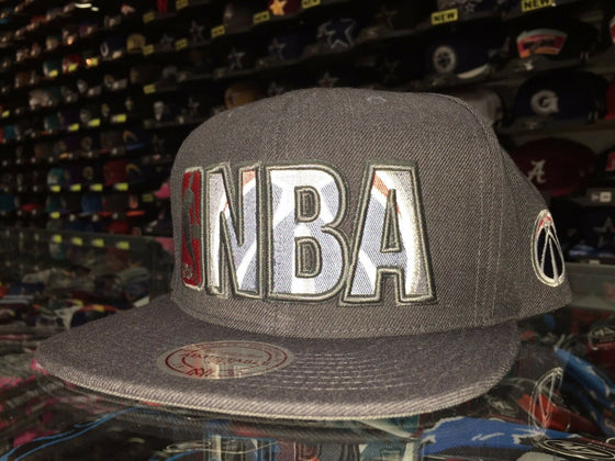 Washington Wizards REFLECTIVE INSIDER Snapback Mitchell & Ness Gray NBA Hat