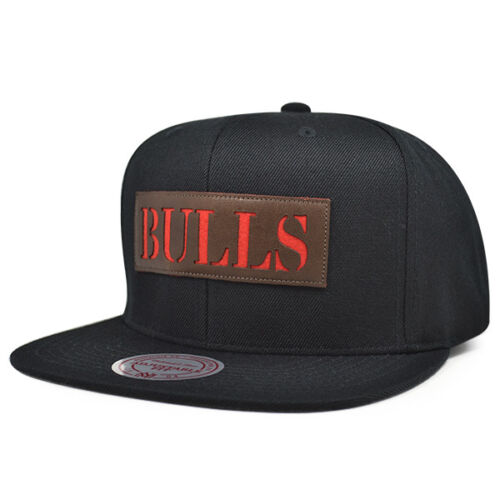 Chicago Bulls LASER CUT LEATHER Snapback Mitchell & Ness NBA Hat
