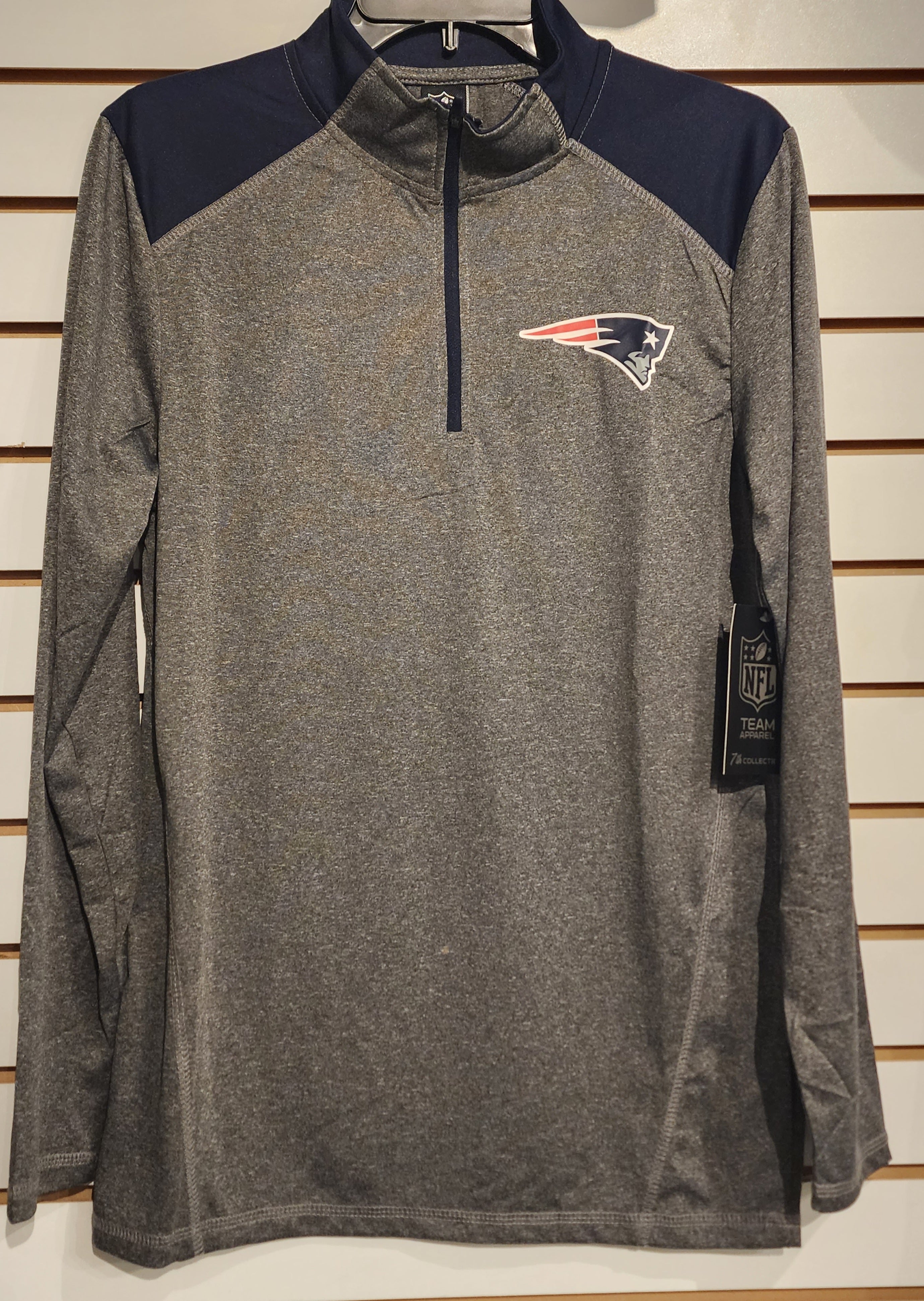 New England Patriots Lightweight Zip Long Sleeve Shirt - Sports Collectibles, Sports Memorabilia, Sports Fan Shop, Sports Gifts