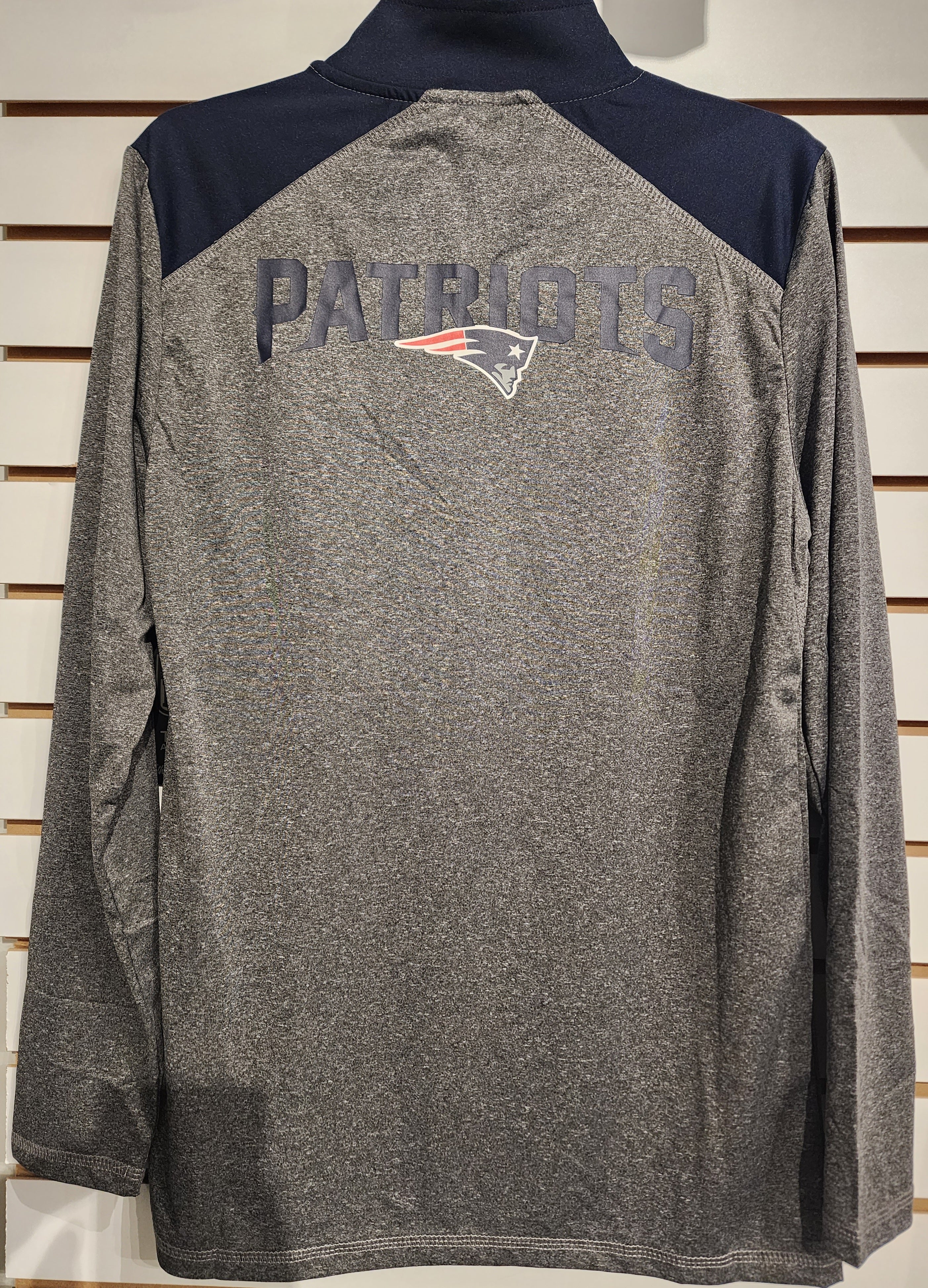 New England Patriots Lightweight Zip Long Sleeve Shirt - Sports Collectibles, Sports Memorabilia, Sports Fan Shop, Sports Gifts