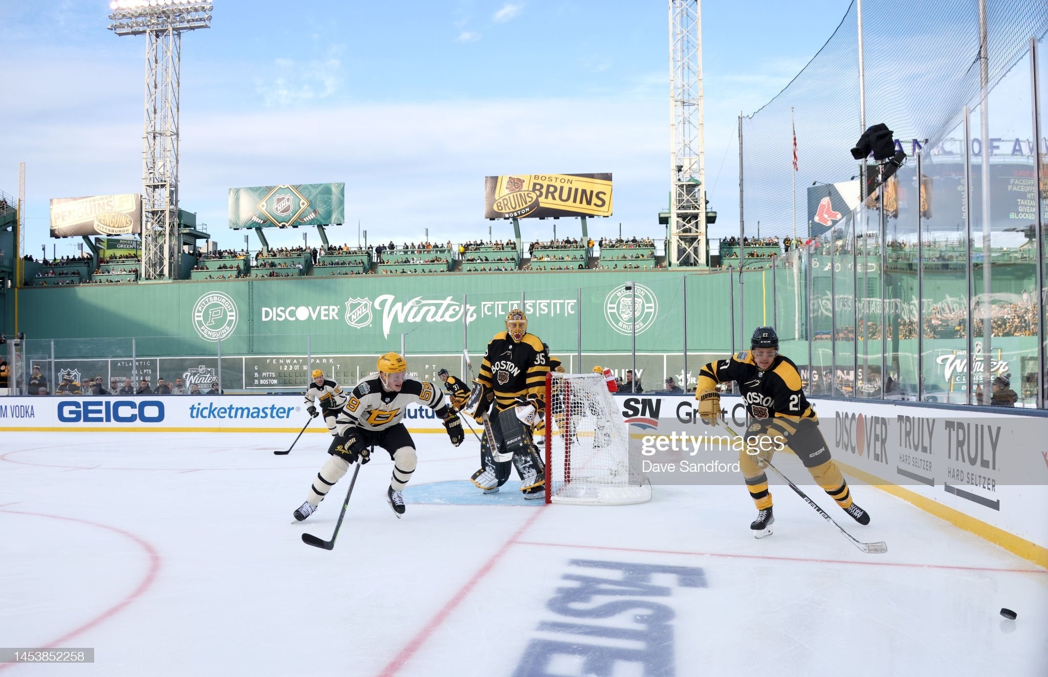 Hampus Lindholm 2023 Fenway Park Winter Classic Boston Bruins Photo - Sports Collectibles, Sports Memorabilia, Sports Fan Shop, Sports Gifts