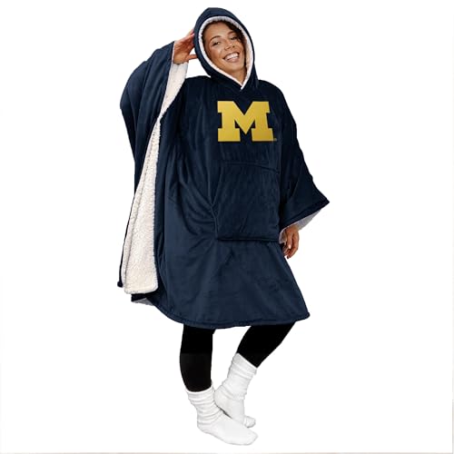NCAA Michigan Wolverines Team Color Bloncho w/Logo Patch & Sherpa - Sports Gifts, Sports Memorabilia, Sports Collectibles, Fan Shop