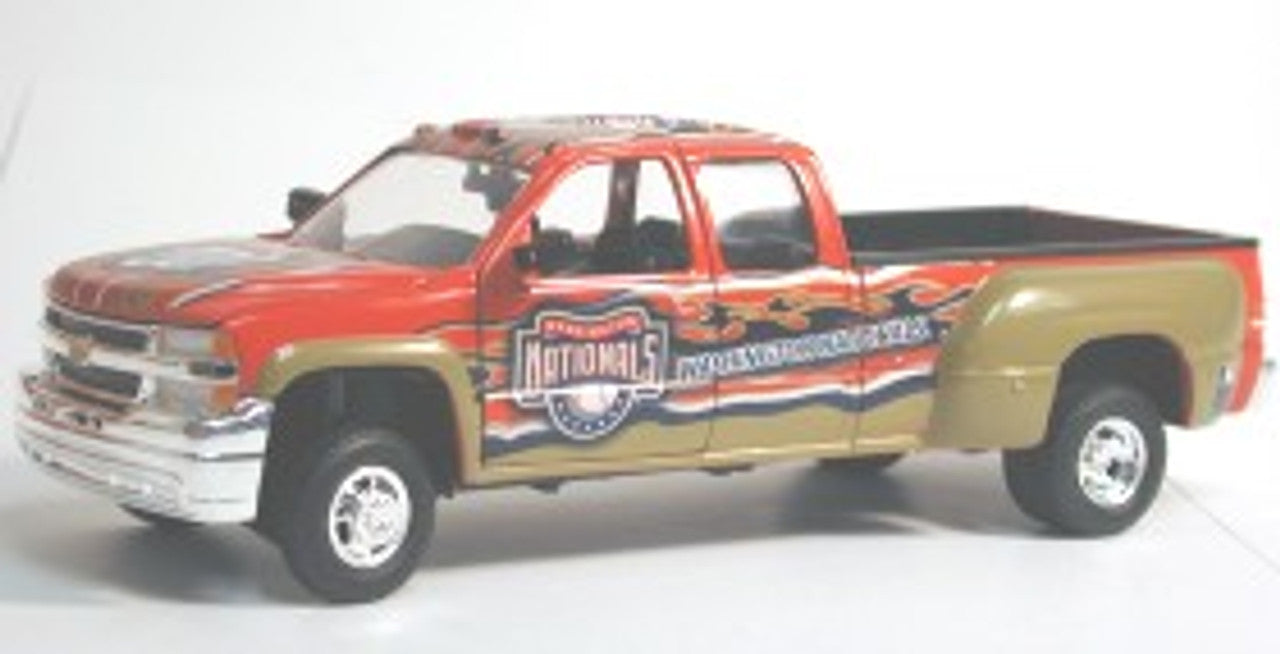 Washington Nationals 2006 1:25 Chevy Silverado - Sports Collectibles, Sports Memorabilia, Sports Fan Shop, Sports Gifts