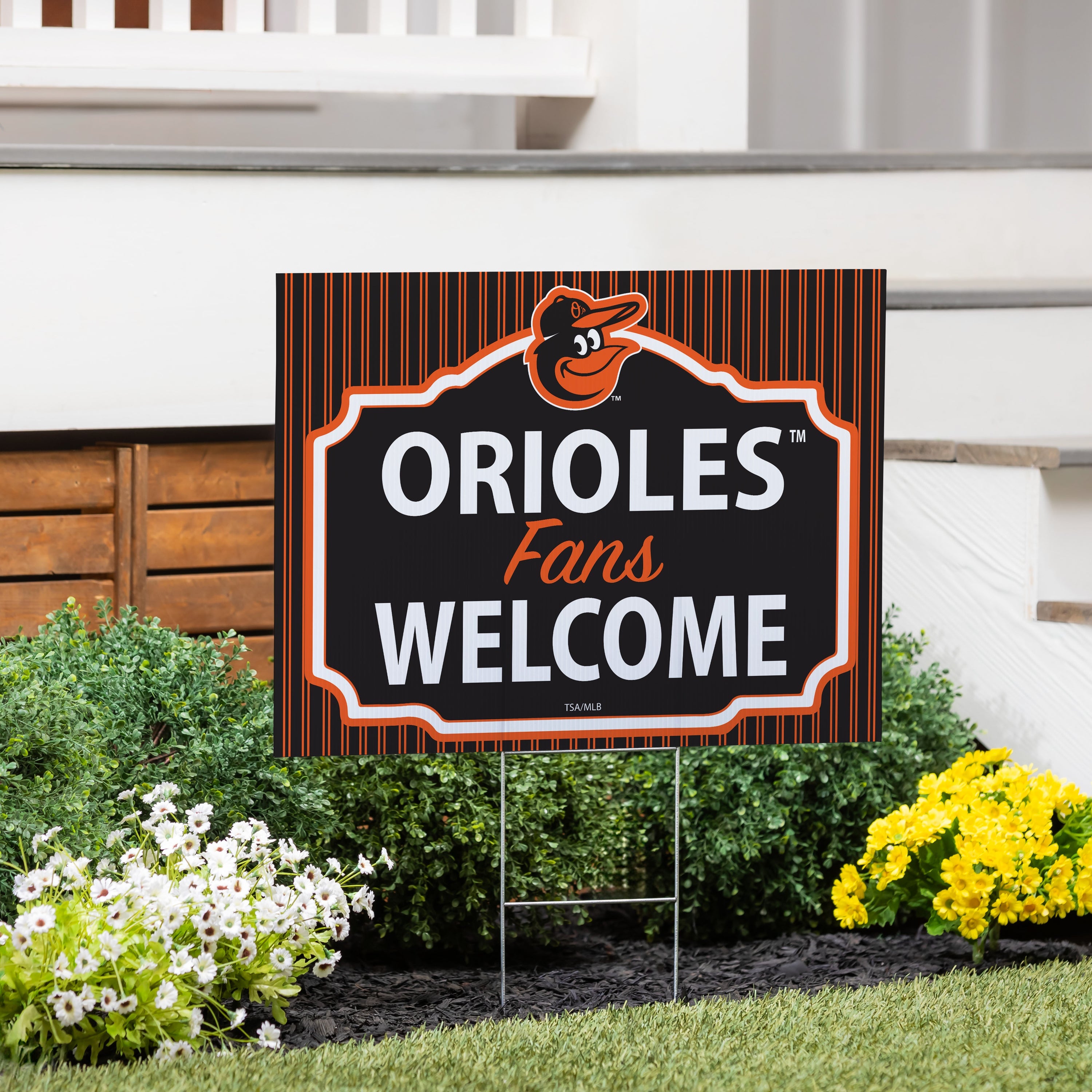 Baltimore Orioles Coroplast Yard Sign, "Fans Welcome" - Sports Collectibles, Sports Memorabilia, Sports Fan Shop, Sports Gifts