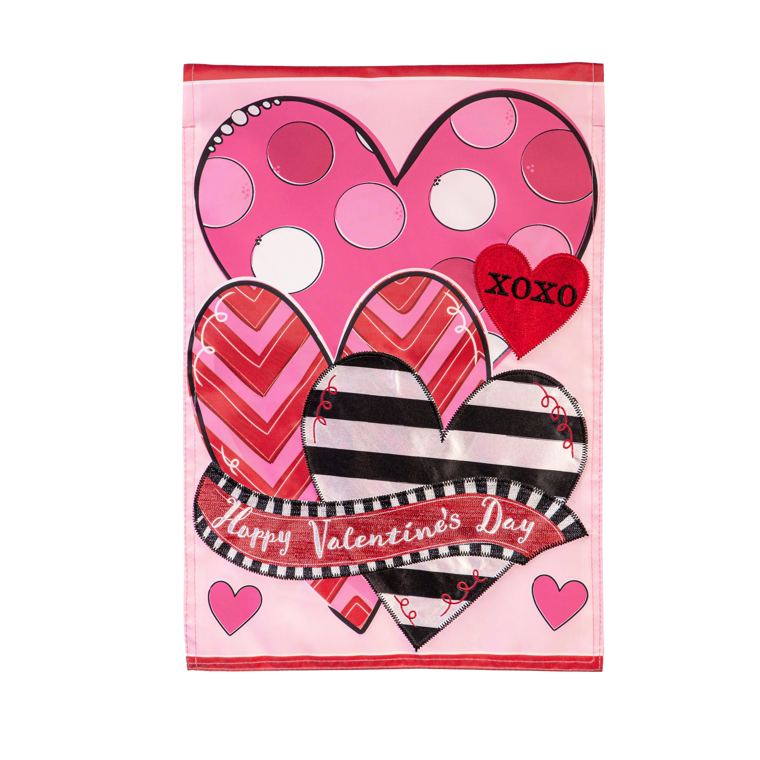 Happy Valentine's Day Sweethearts Applique Garden Flag - Sports Collectibles, Sports Memorabilia, Sports Fan Shop, Sports Gifts