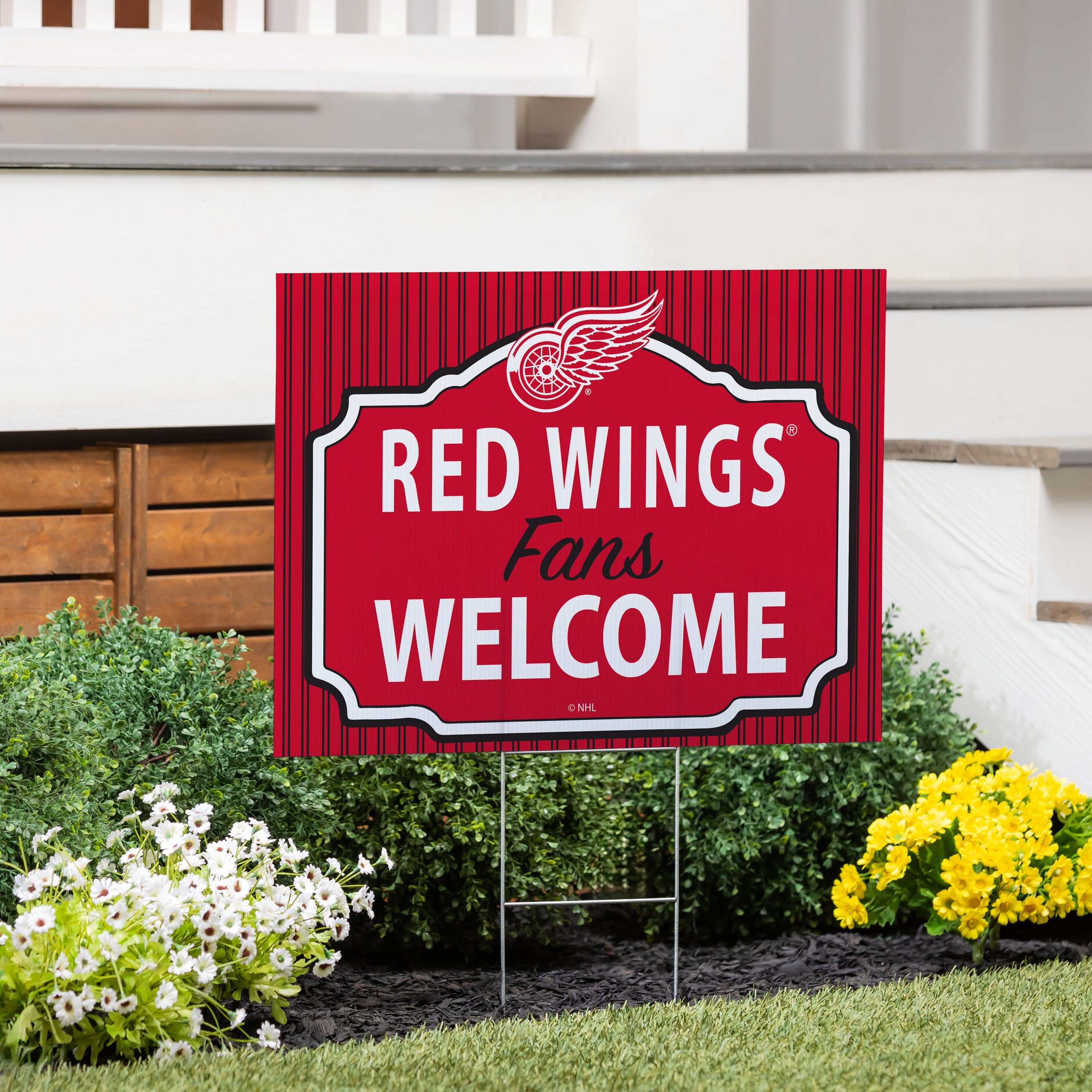 Detroit Red Wings Coroplast Yard Sign, "Fans Welcome"
