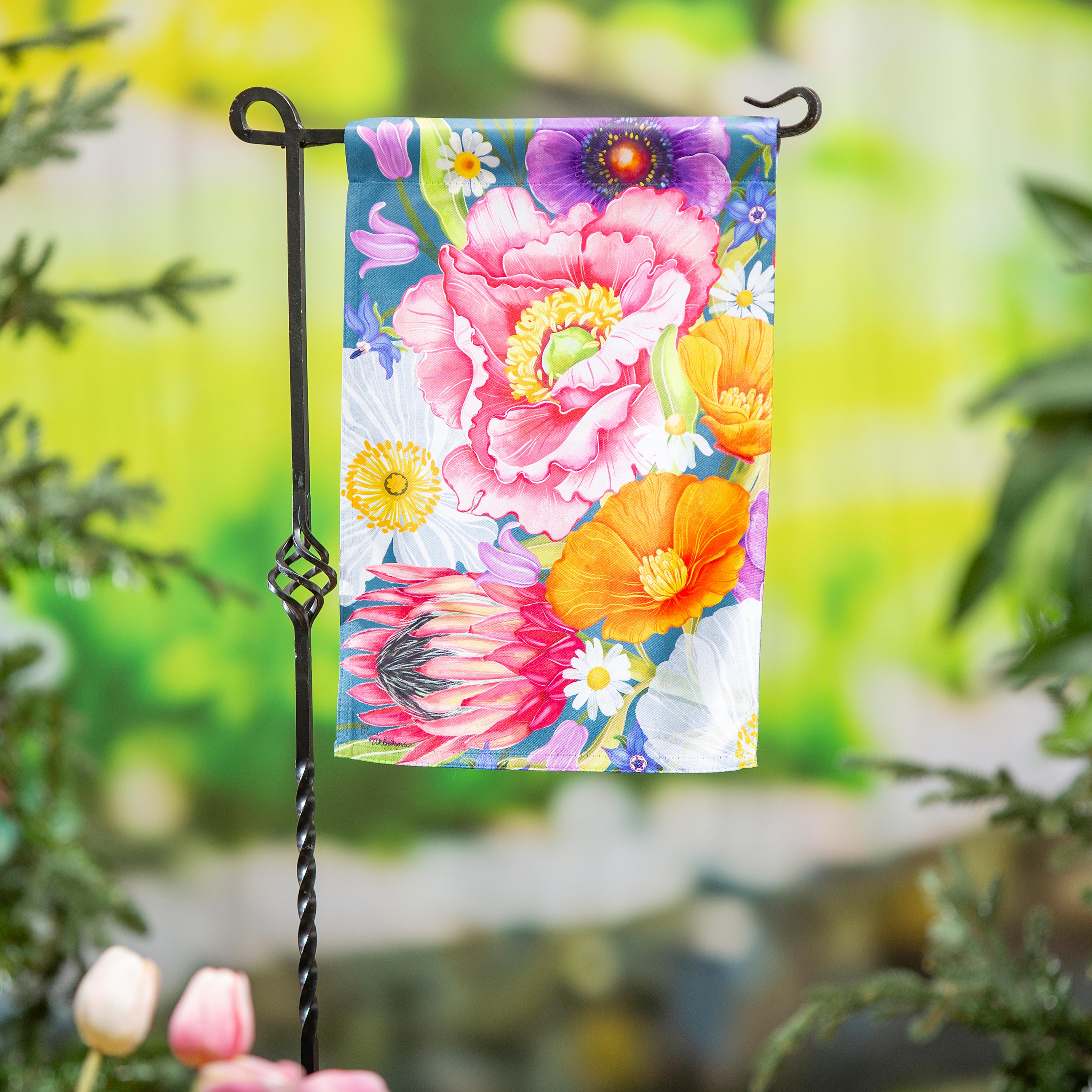 Bold Flowers Suede Garden Flag - Sports Gifts, Sports Memorabilia, Sports Collectibles, Fan Shop
