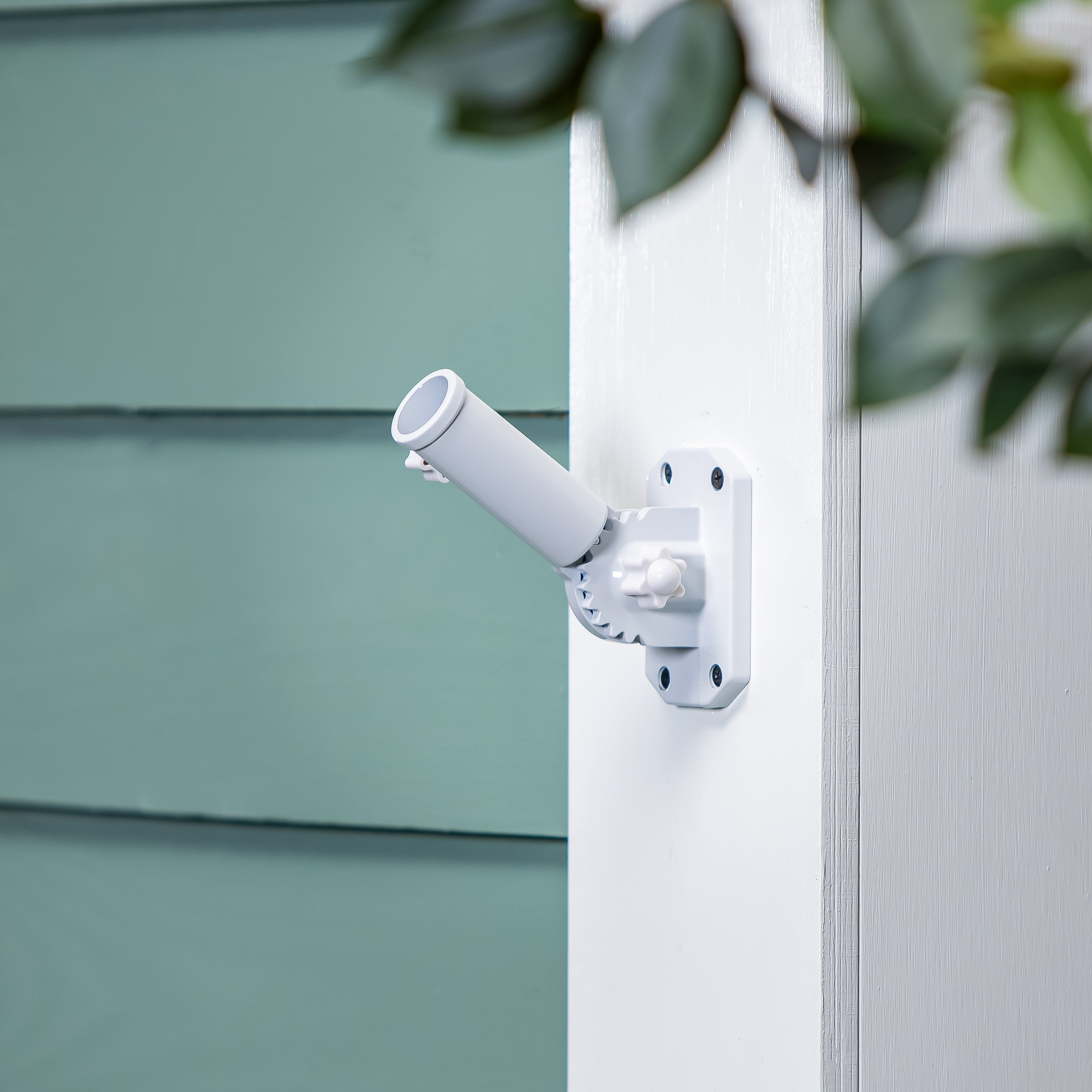 White Metal Flag Bracket - Sports Gifts, Sports Memorabilia, Sports Collectibles, Fan Shop