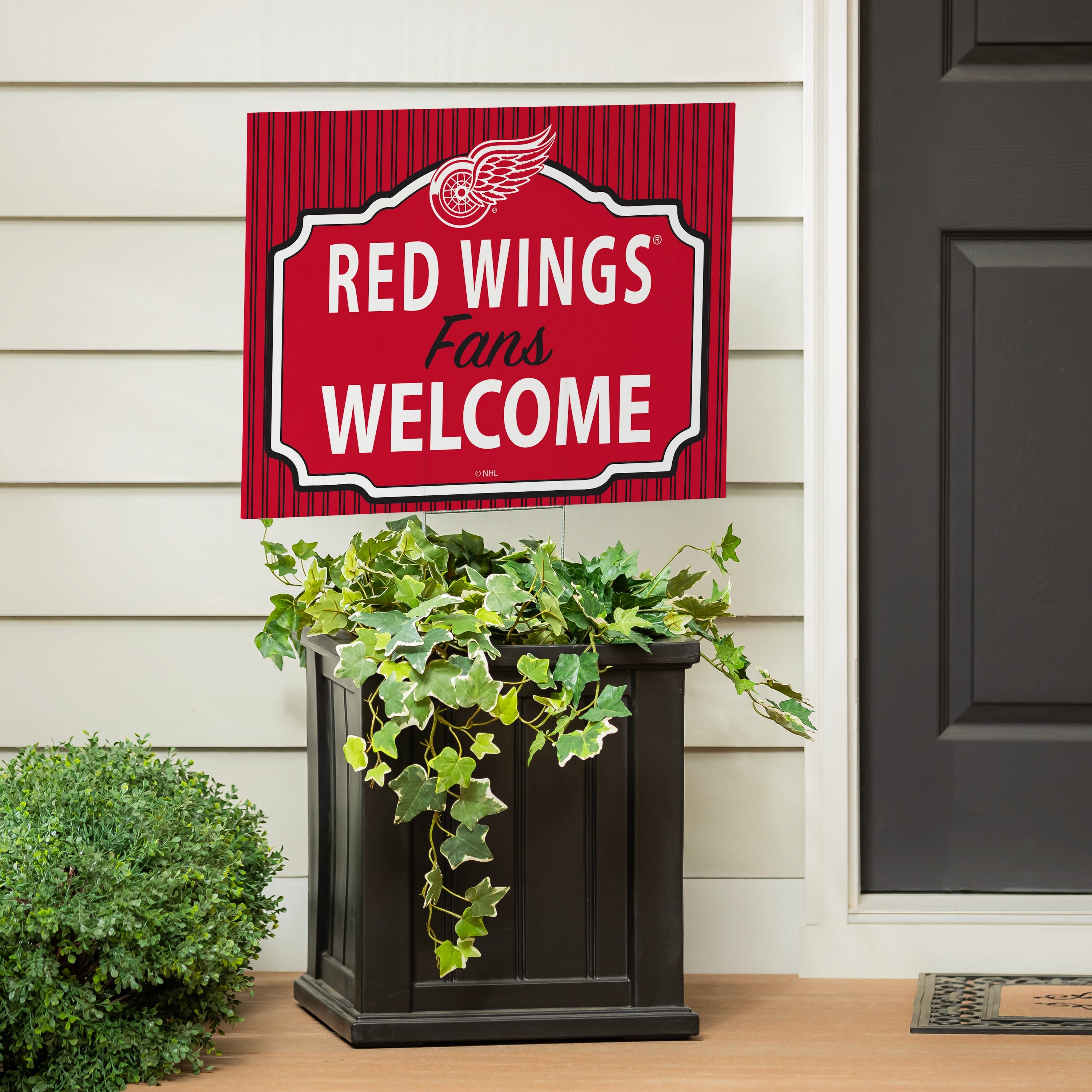 Detroit Red Wings Coroplast Yard Sign, "Fans Welcome" - Sports Collectibles, Sports Memorabilia, Sports Fan Shop, Sports Gifts