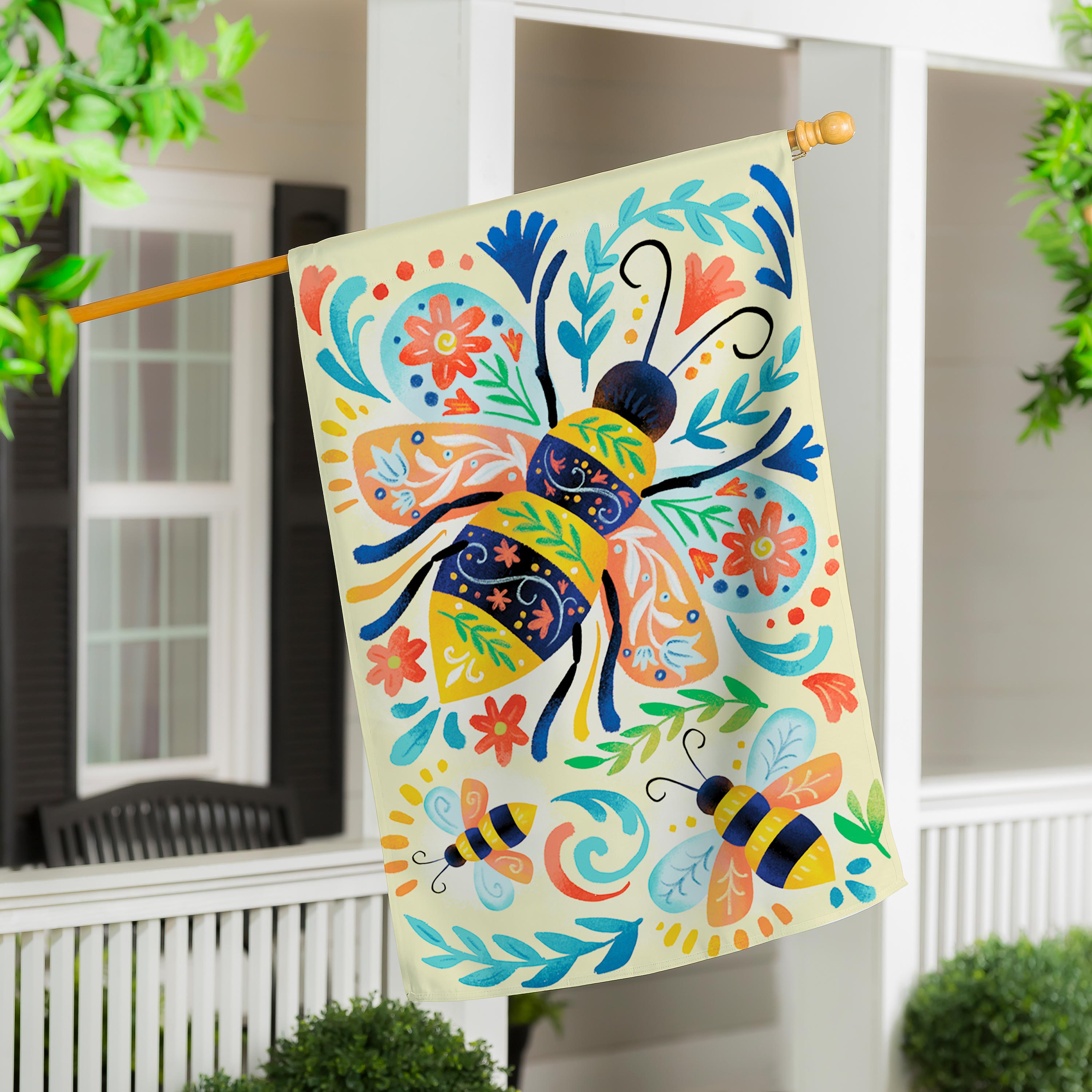 Patterned Bee Applique House Flag - Sports Collectibles, Sports Memorabilia, Sports Fan Shop, Sports Gifts