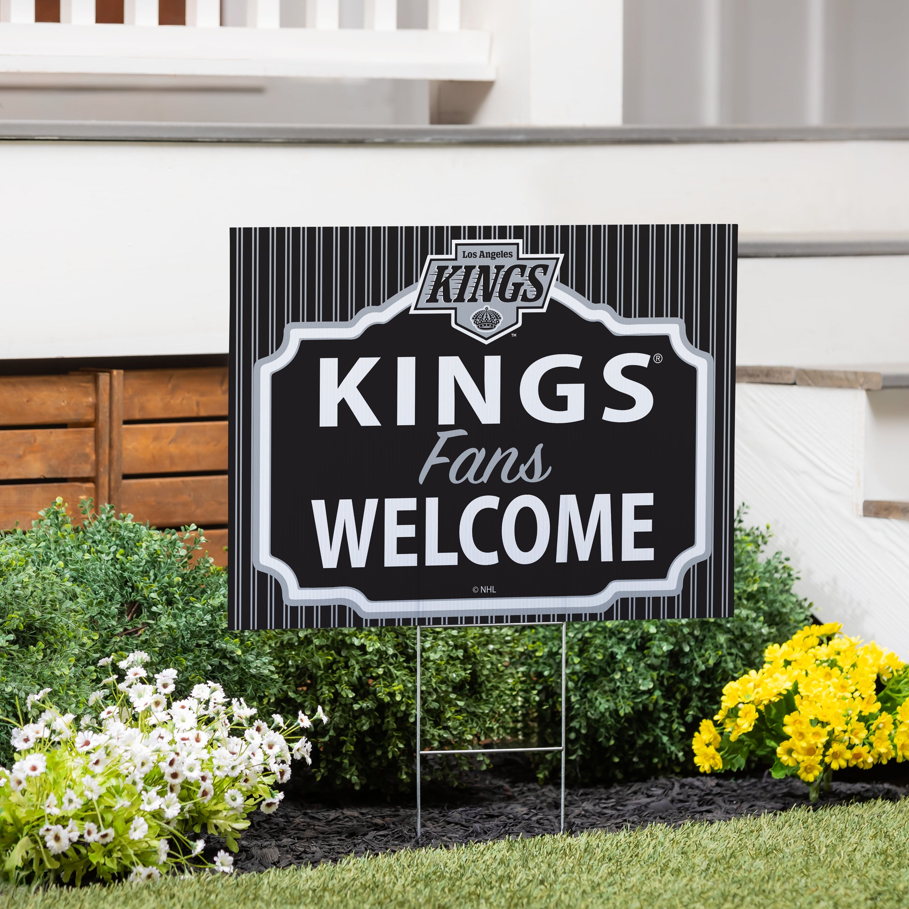 Los Angeles Kings Coroplast Yard Sign, "Fans Welcome" - Sports Collectibles, Sports Memorabilia, Sports Fan Shop, Sports Gifts