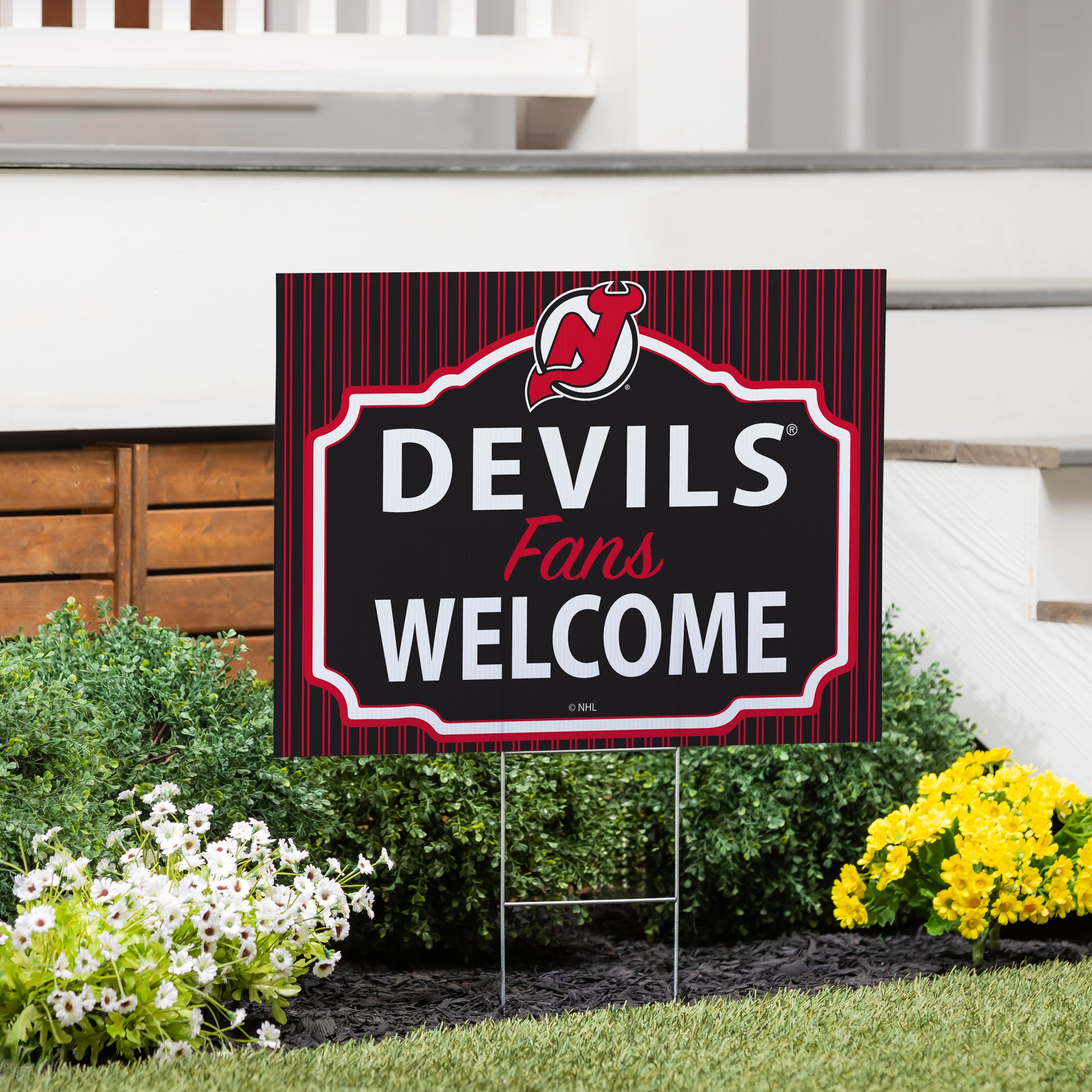New Jersey Devils Coroplast Yard Sign, "Fans Welcome" - Sports Collectibles, Sports Memorabilia, Sports Fan Shop, Sports Gifts