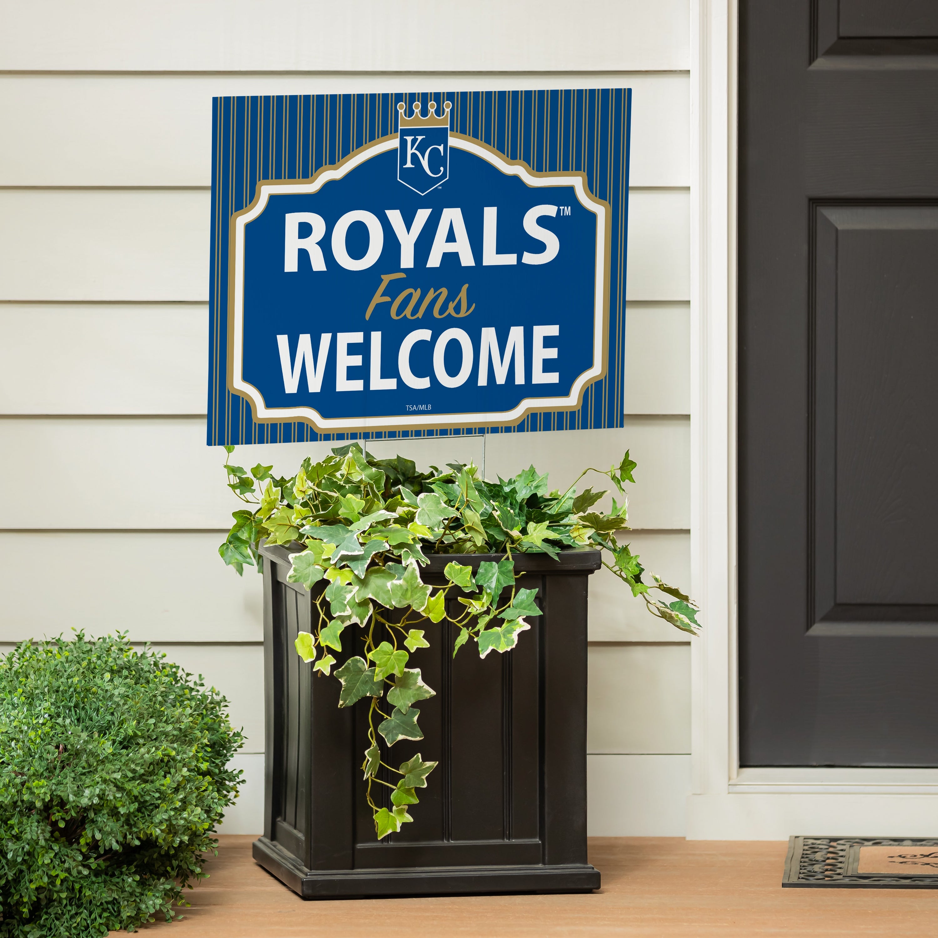 Kansas City Royals Coroplast Yard Sign, "Fans Welcome" - Sports Collectibles, Sports Memorabilia, Sports Fan Shop, Sports Gifts