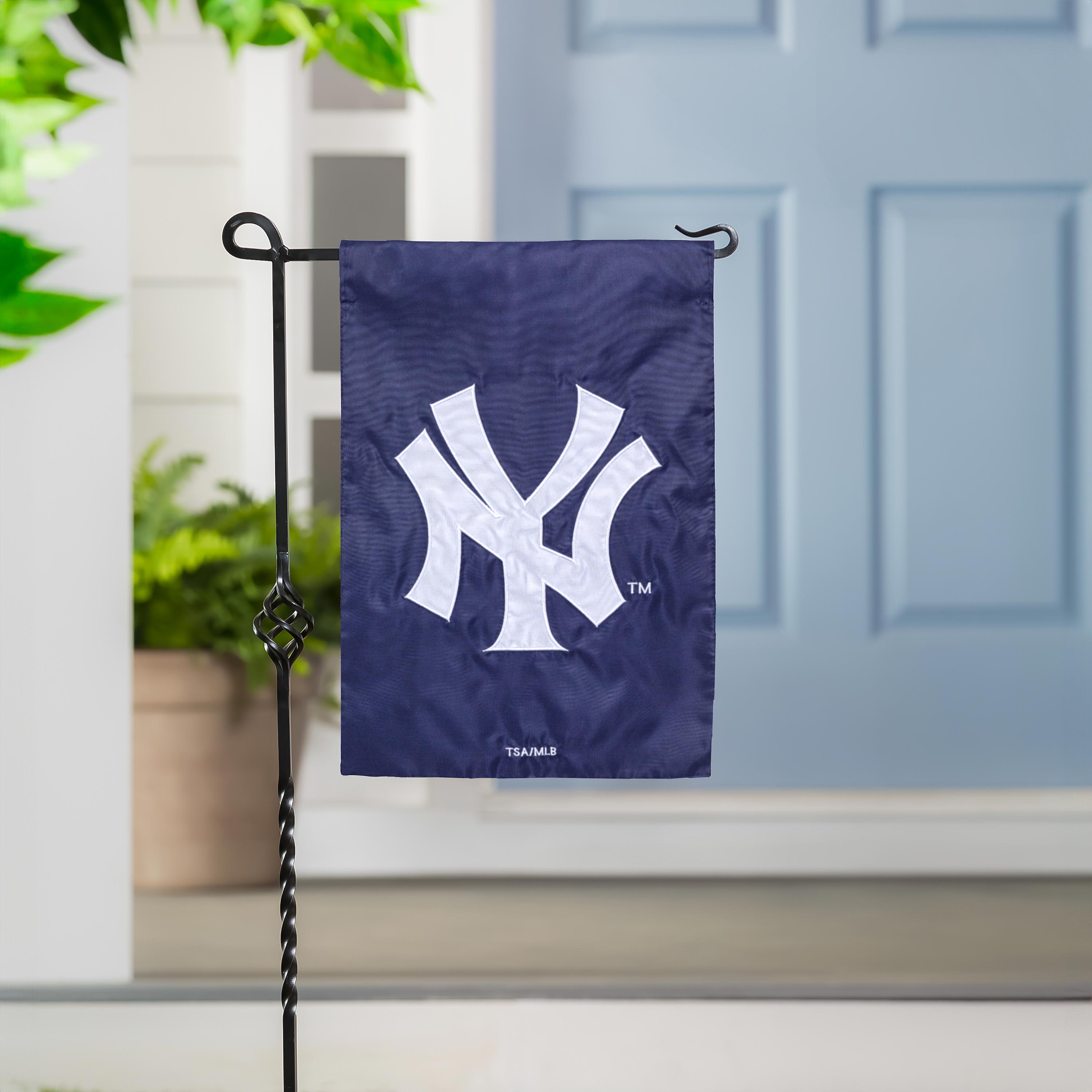 New York Yankees Applique Flag, GDN - Sports Collectibles, Sports Memorabilia, Sports Fan Shop, Sports Gifts