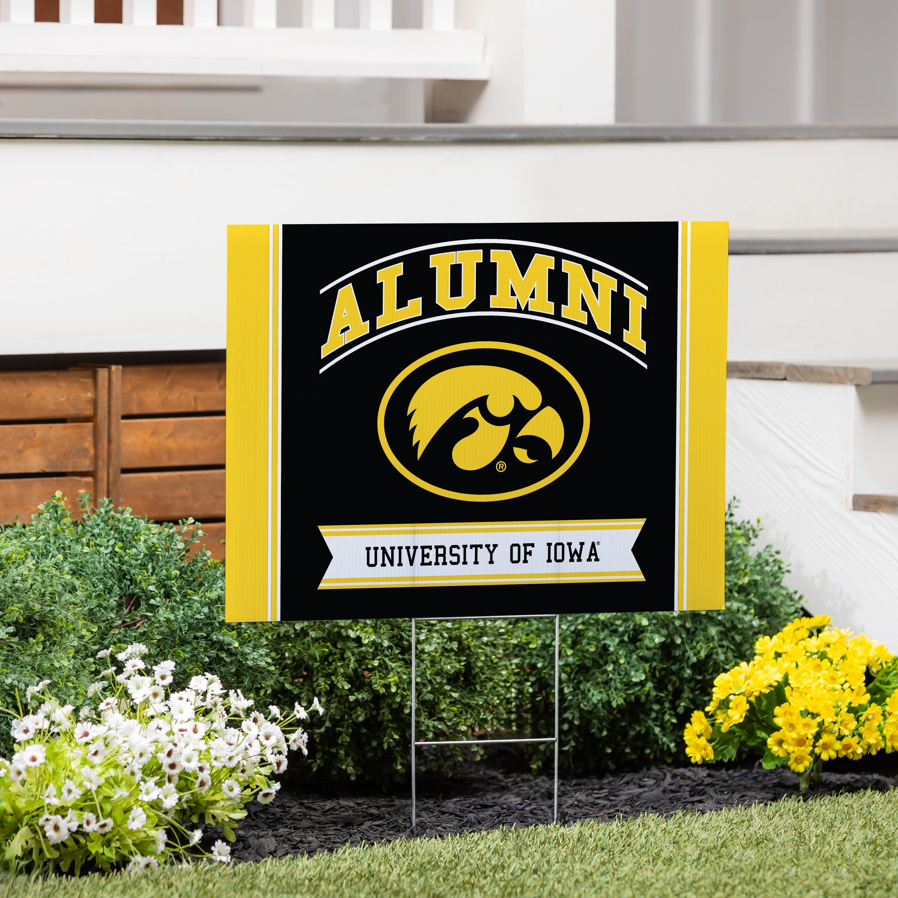 University of Iowa Coroplast Yard Sign Alumni