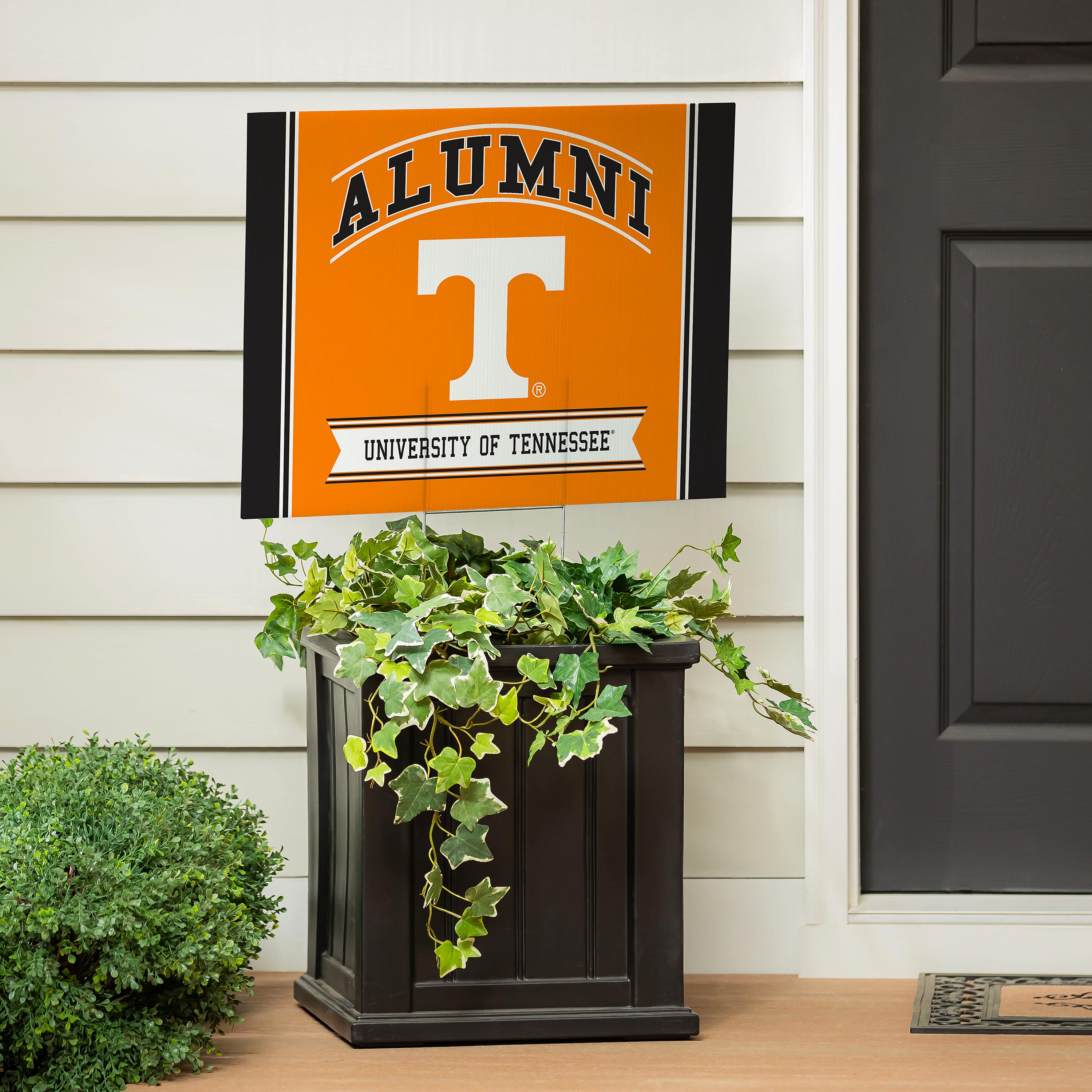 University of Tennessee Coroplast Yard Sign Alumni - Sports Collectibles, Sports Memorabilia, Sports Fan Shop, Sports Gifts