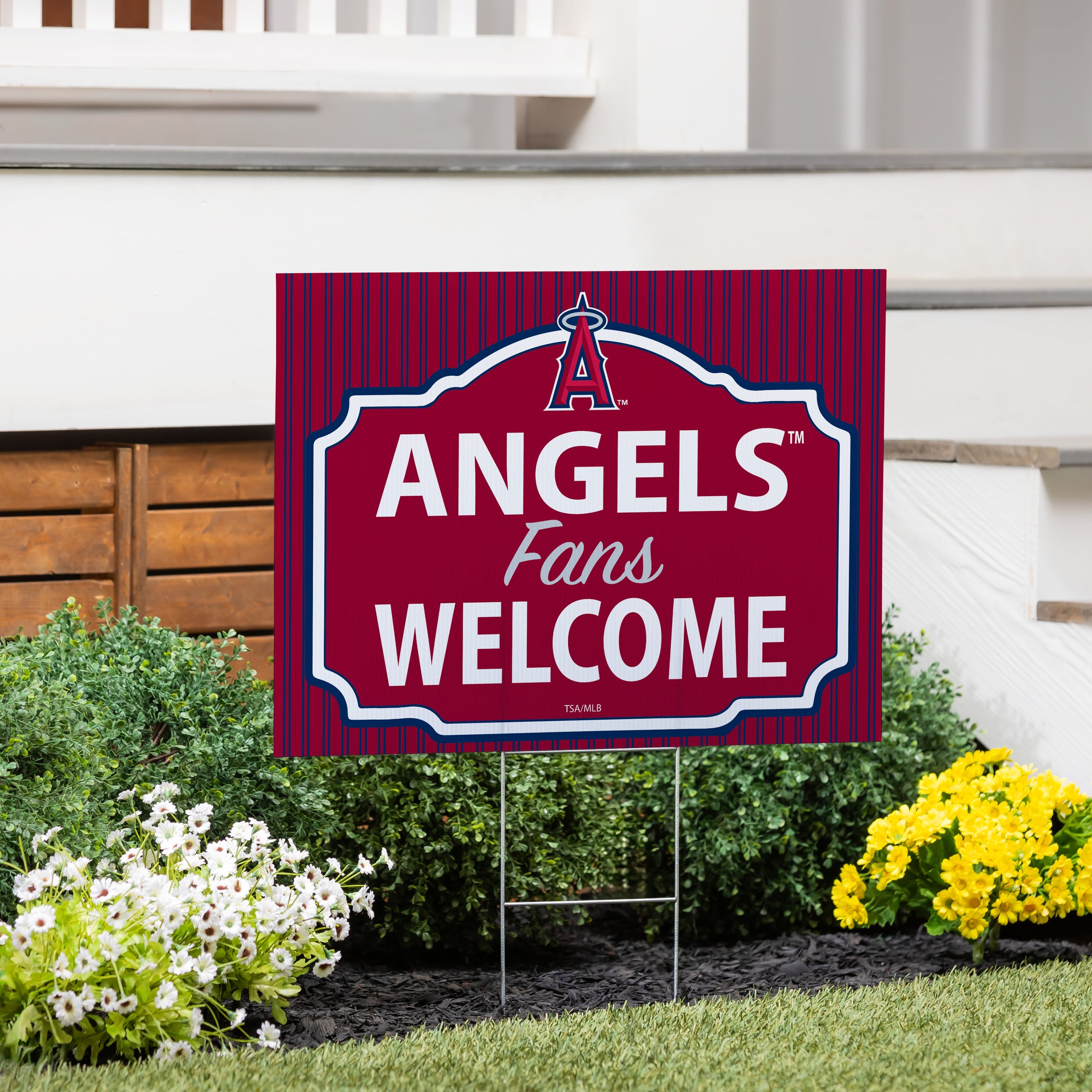Los Angeles Angels Coroplast Yard Sign, "Fans Welcome"