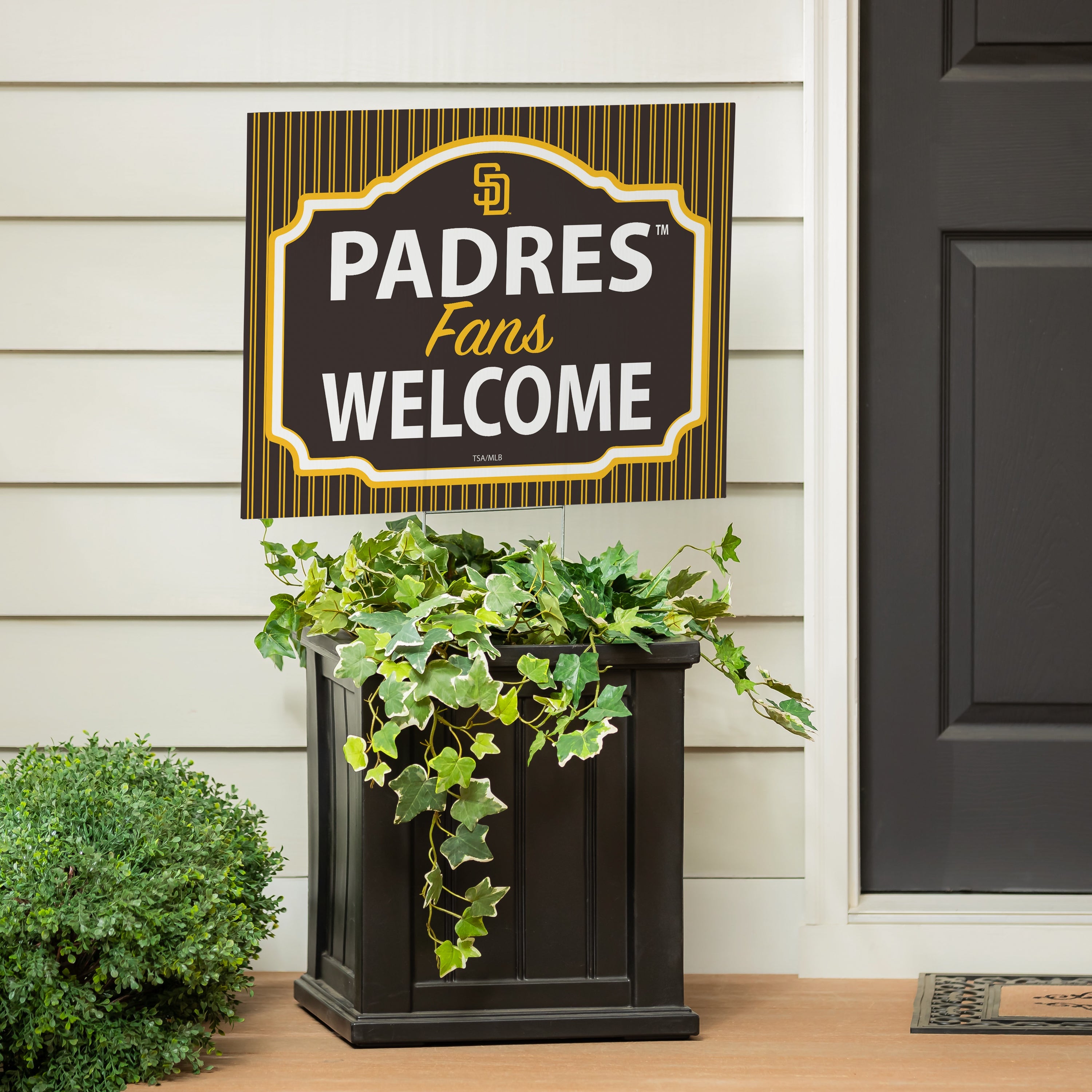 San Diego Padres Coroplast Yard Sign, "Fans Welcome" - Sports Collectibles, Sports Memorabilia, Sports Fan Shop, Sports Gifts