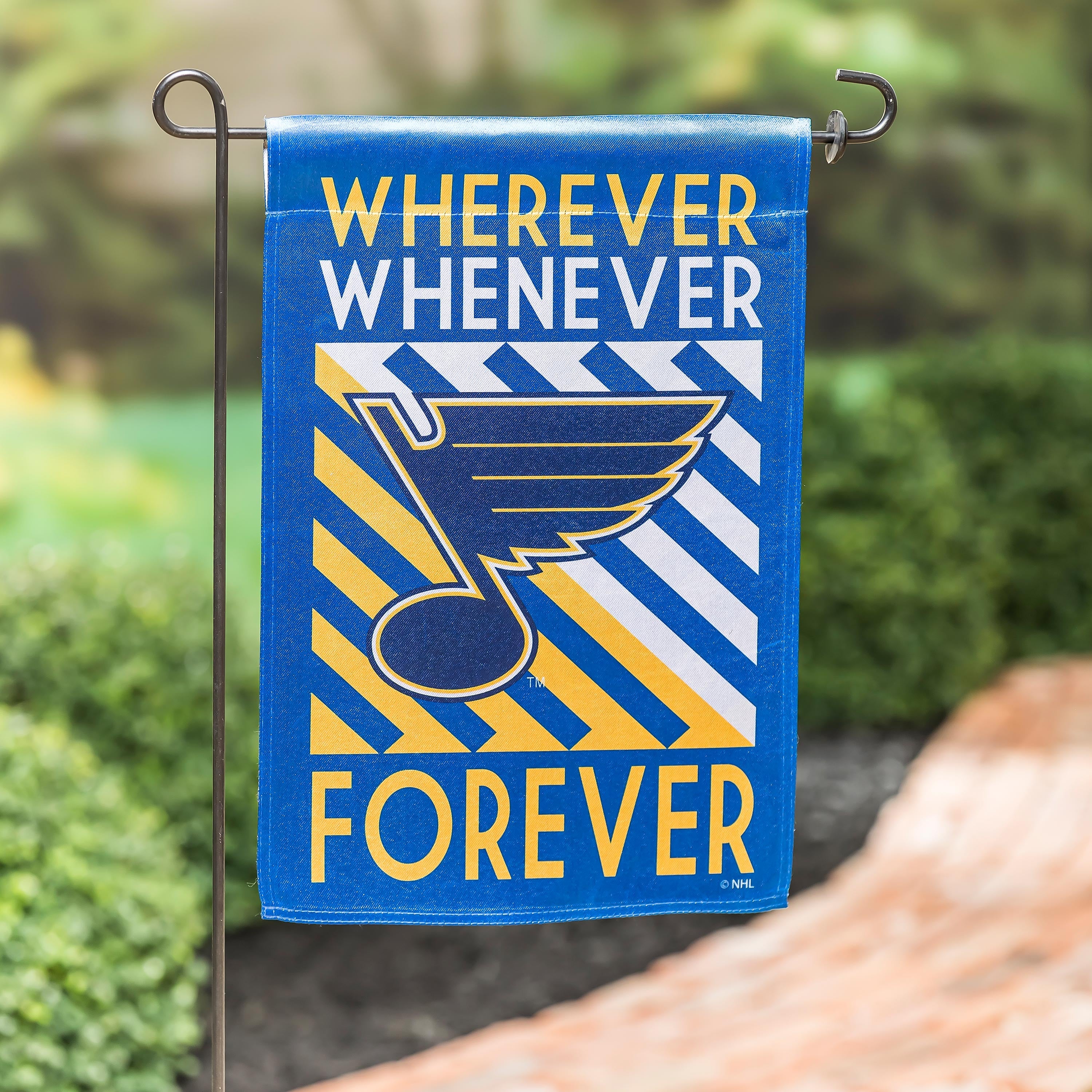St Louis Blues WWF Fan Garden Flag - Sports Collectibles, Sports Memorabilia, Sports Fan Shop, Sports Gifts
