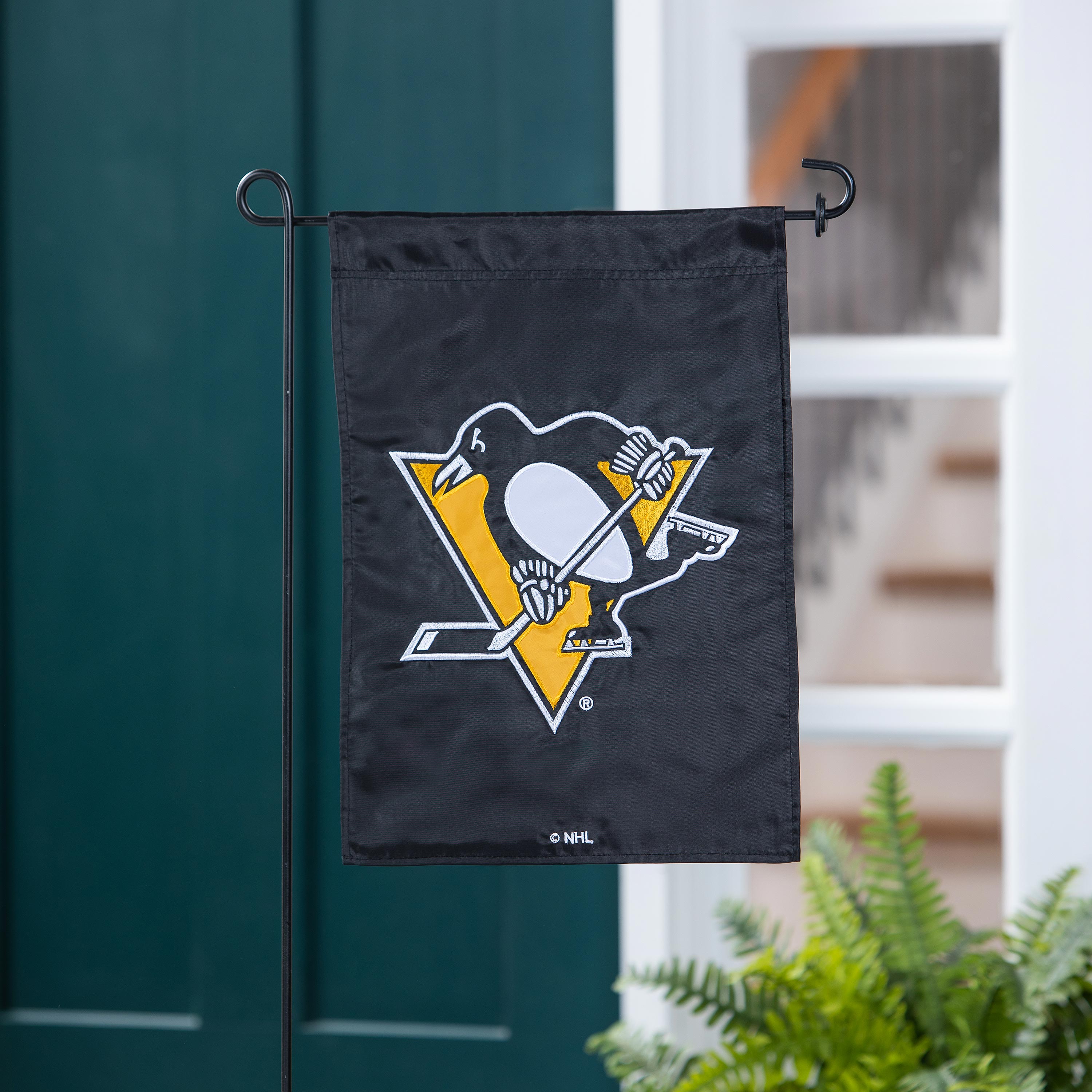 Applique Flag, Gar., Pittsburgh Penguins - Sports Collectibles, Sports Memorabilia, Sports Fan Shop, Sports Gifts
