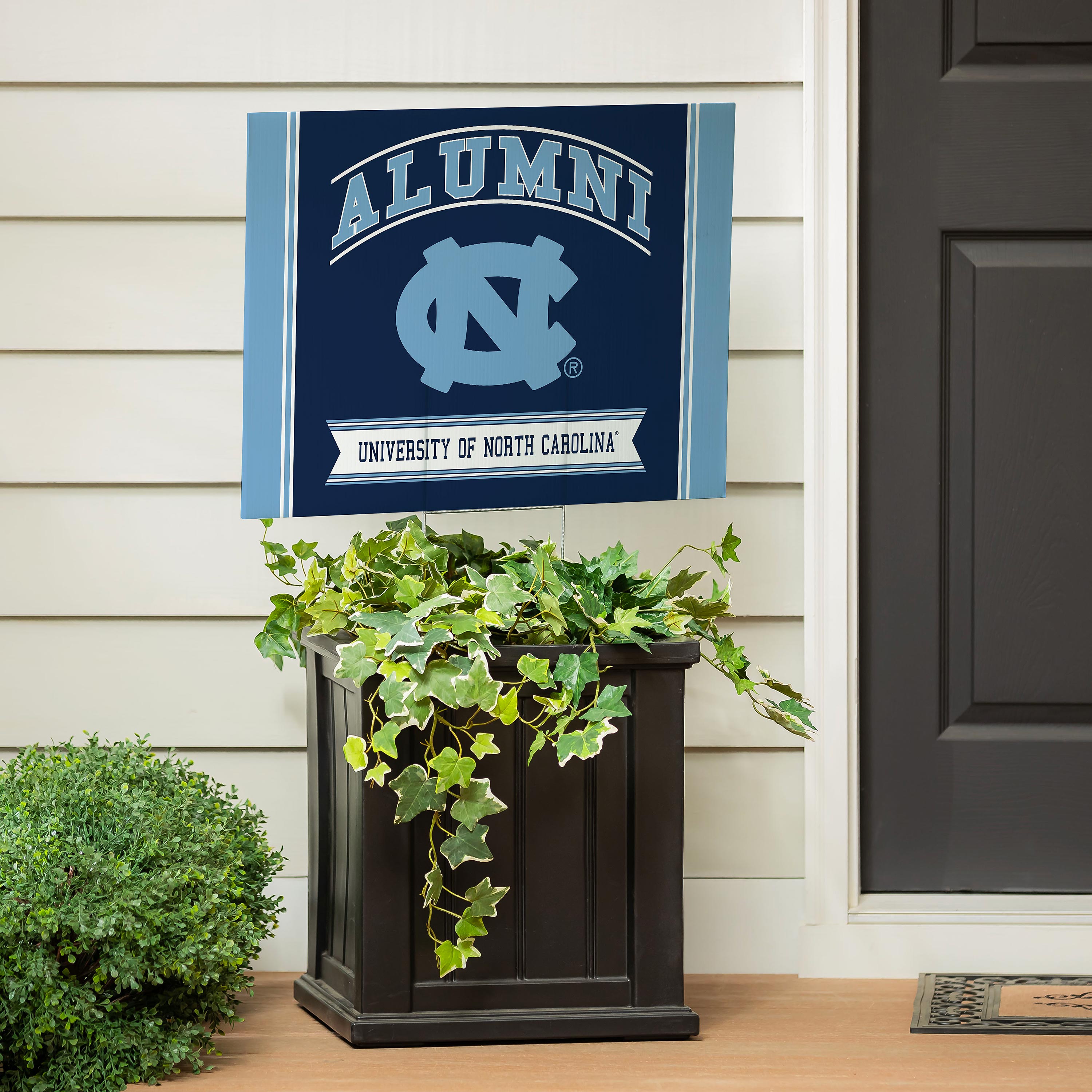 University of North Carolina Coroplast Yard Sign Alumni - Sports Collectibles, Sports Memorabilia, Sports Fan Shop, Sports Gifts