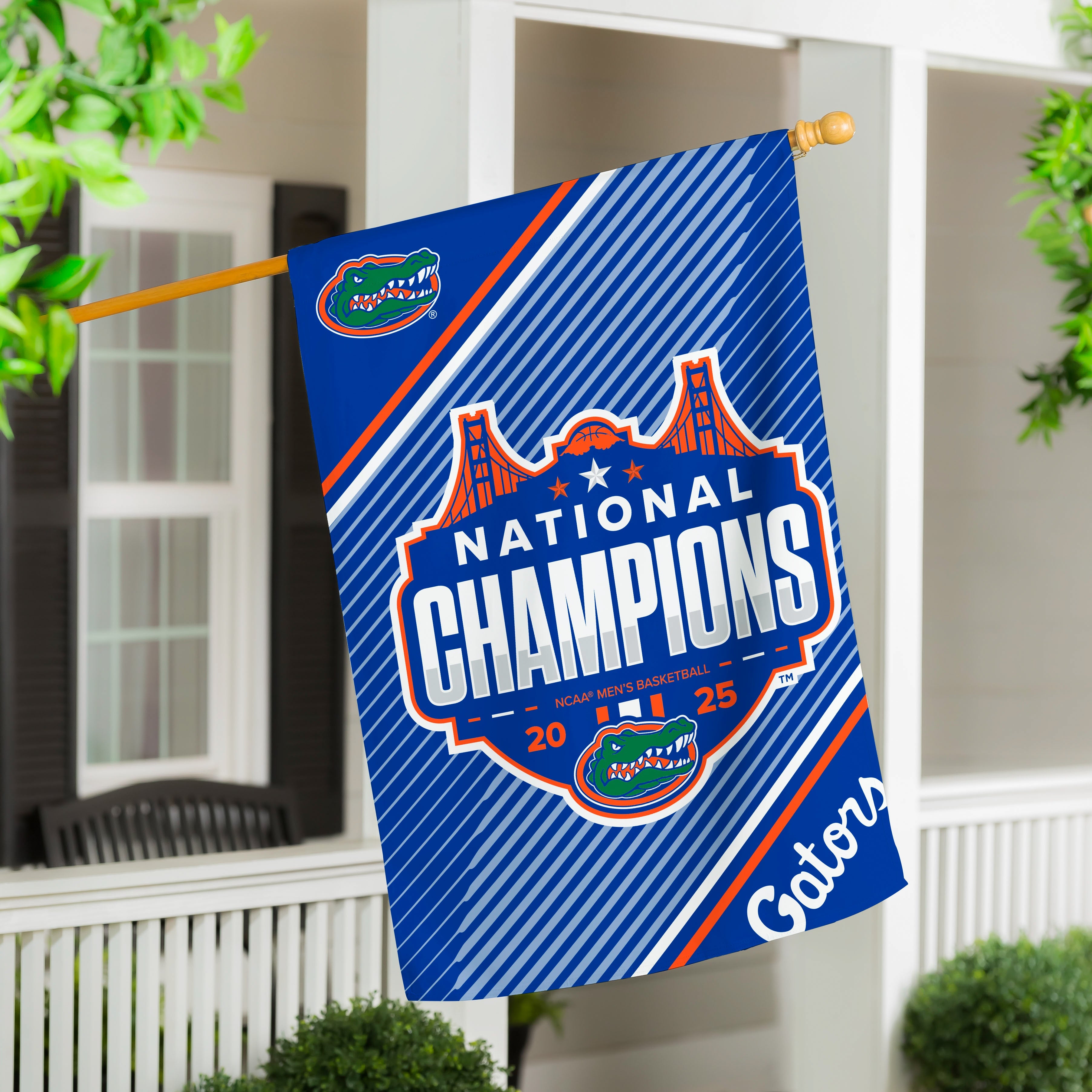 University of Florida, Mens NCAA Basketball Champions Flag, House - Sports Collectibles, Sports Memorabilia, Sports Fan Shop, Sports Gifts