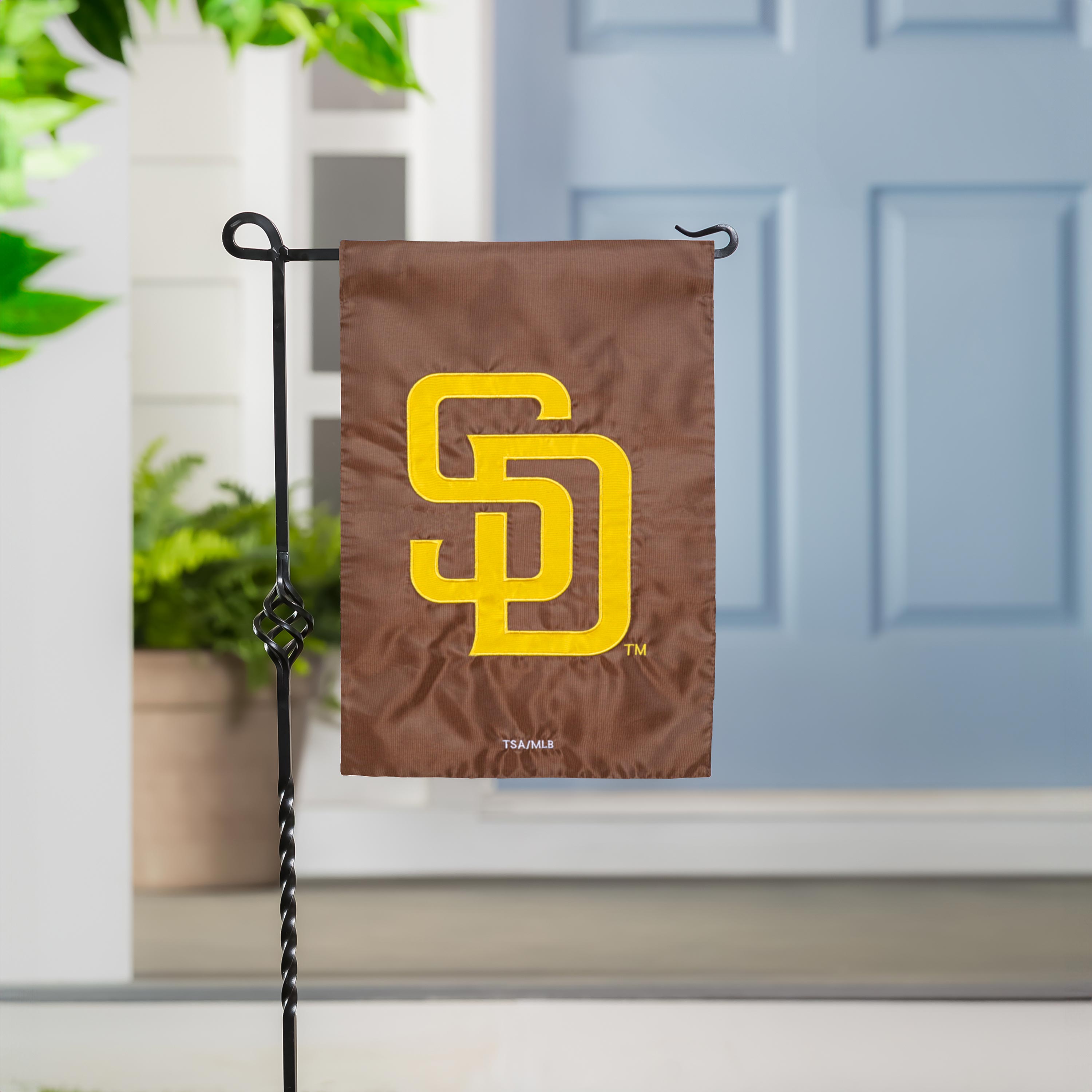 San Diego Padres Applique Flag, GDN - Sports Collectibles, Sports Memorabilia, Sports Fan Shop, Sports Gifts