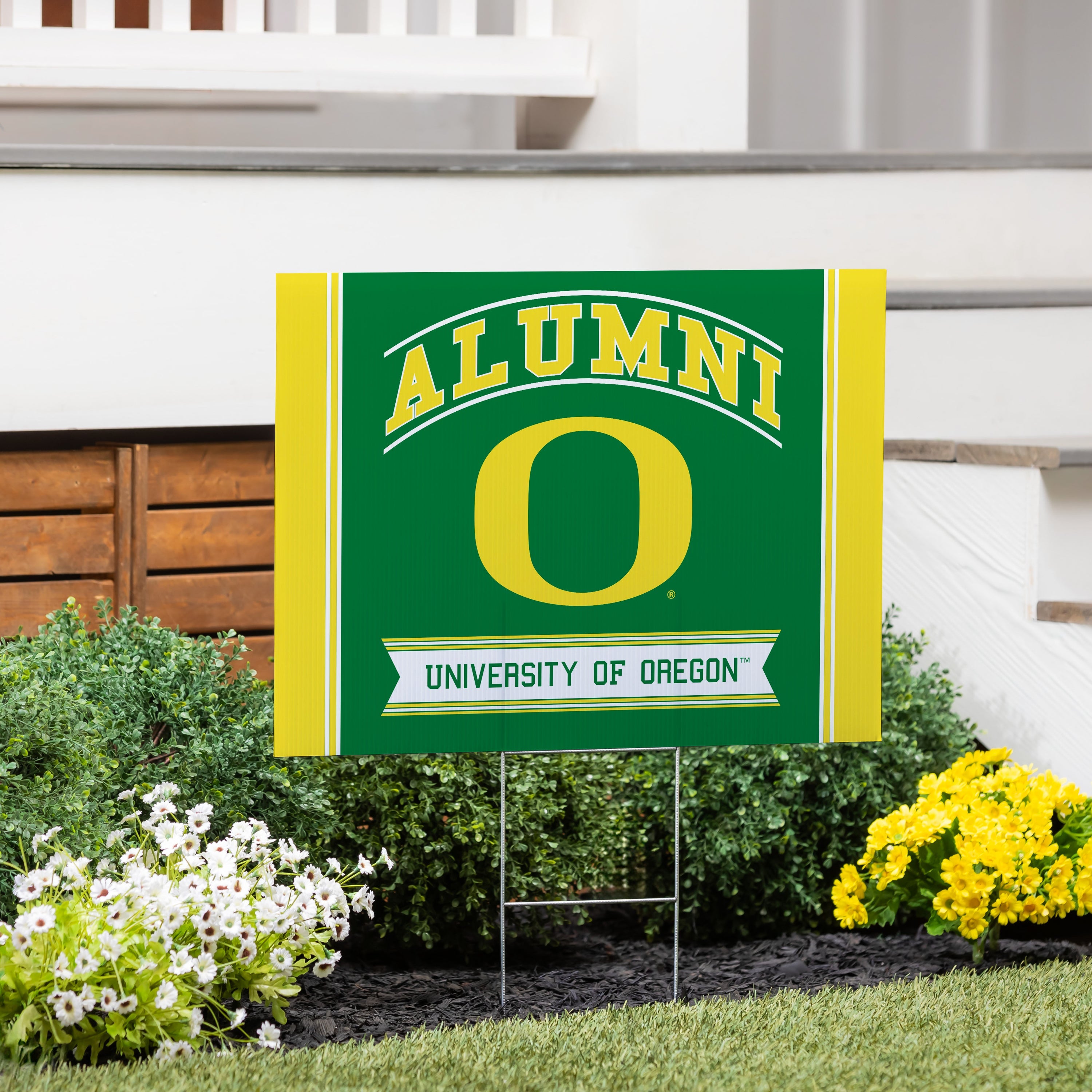 University of Oregon Coroplast Yard Sign Alumni - Sports Collectibles, Sports Memorabilia, Sports Fan Shop, Sports Gifts