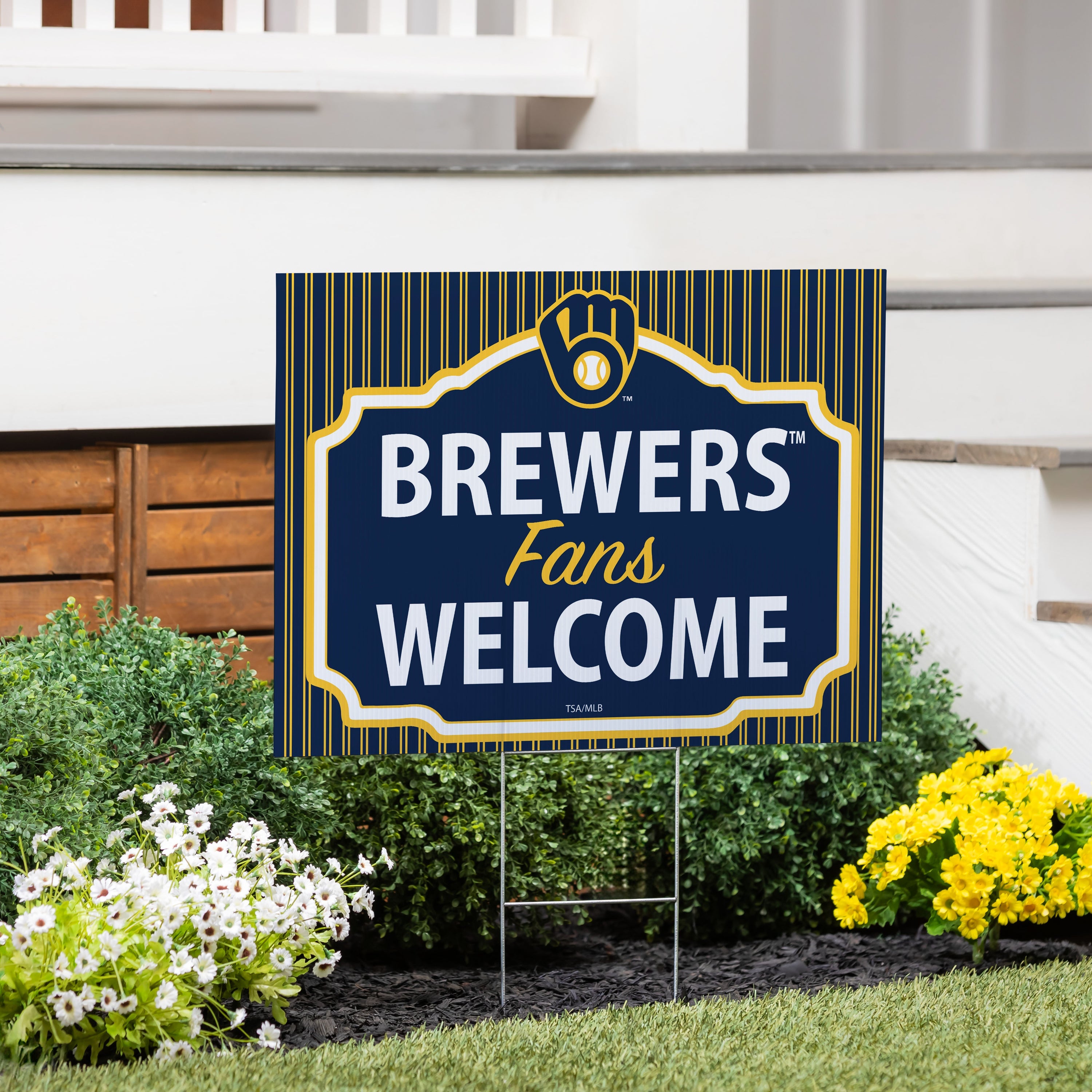 Milwaukee Brewers Coroplast Yard Sign, "Fans Welcome" - Sports Collectibles, Sports Memorabilia, Sports Fan Shop, Sports Gifts