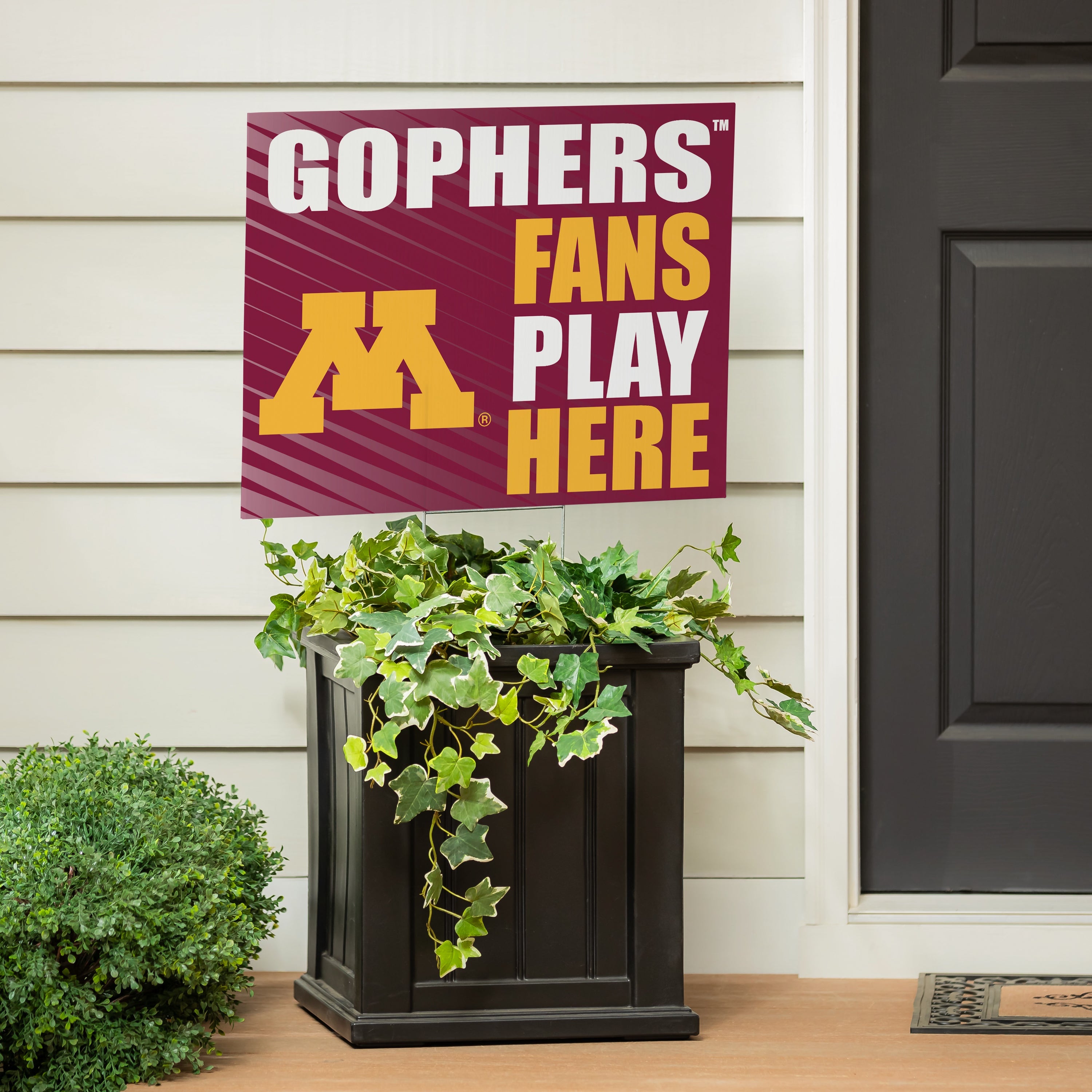 University of Minnesota Coroplast Yard Sign "Fans Play Here"