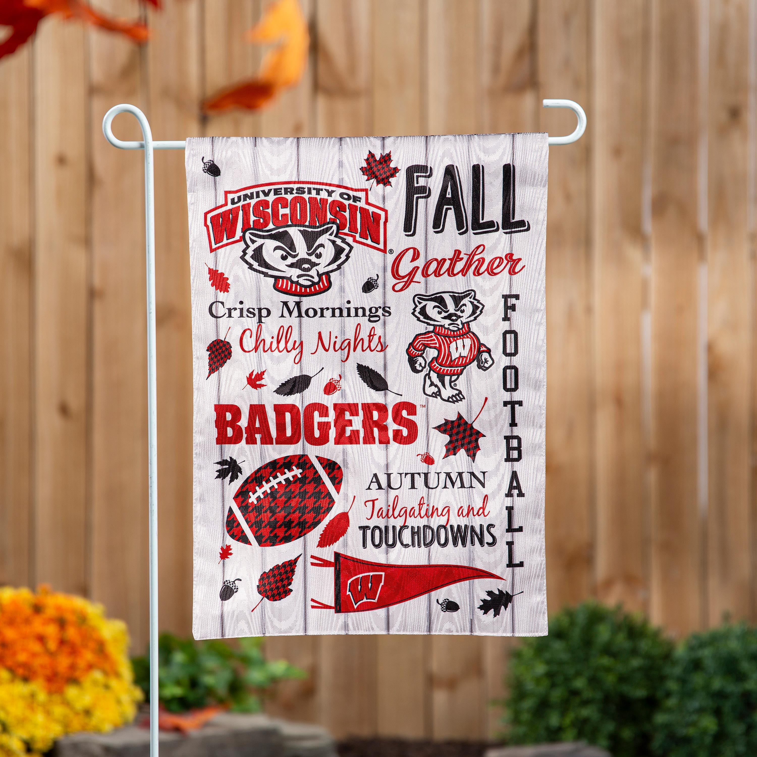 University of Wisconsin-Madison, Moire Flag, GDN, Fall Seasonal - Sports Gifts, Sports Memorabilia, Sports Collectibles, Fan Shop