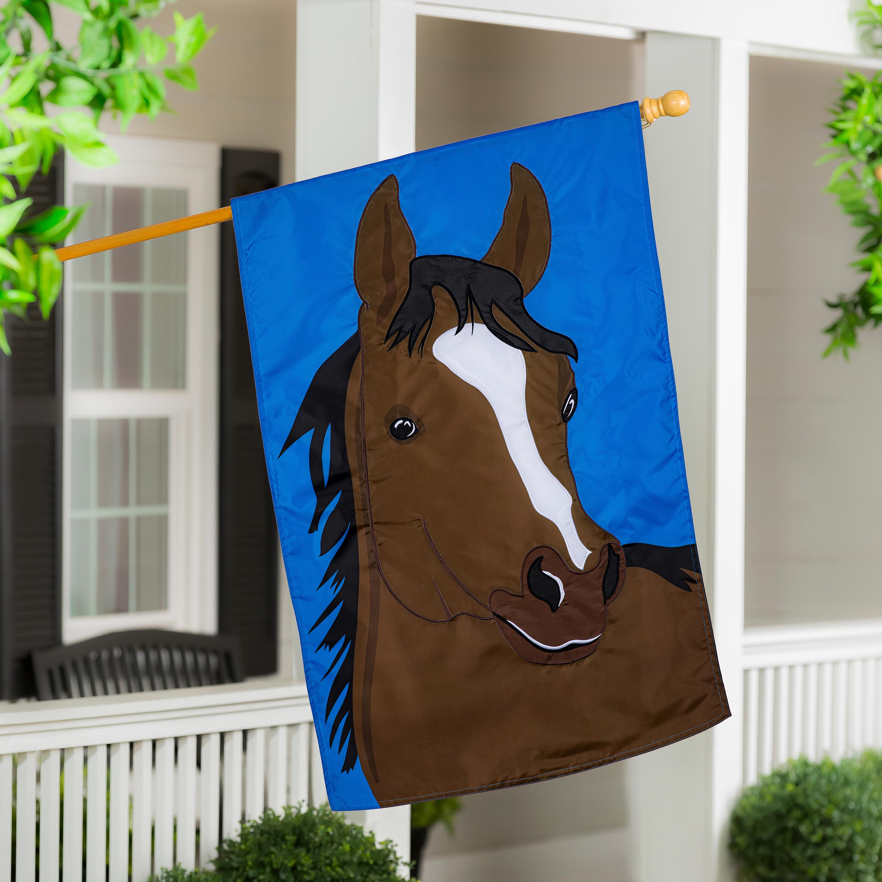 Single Horse Basic Applique House Flag - Sports Collectibles, Sports Memorabilia, Sports Fan Shop, Sports Gifts