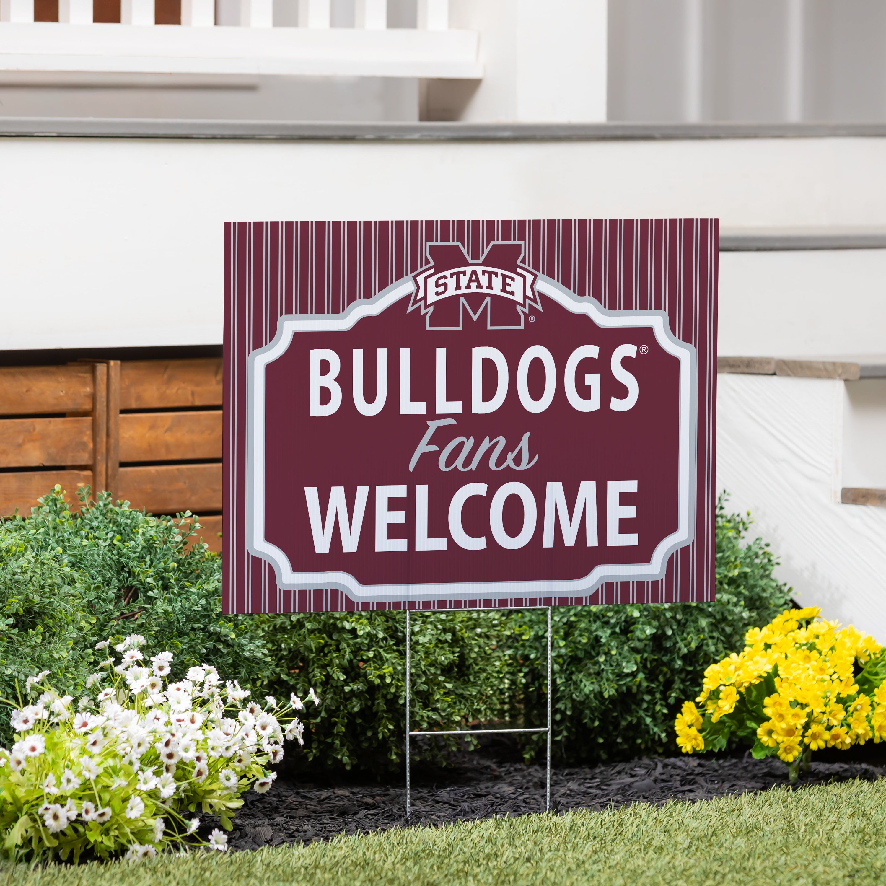 Mississippi State University Coroplast Yard Sign, "Fans Welcome" - Sports Collectibles, Sports Memorabilia, Sports Fan Shop, Sports Gifts