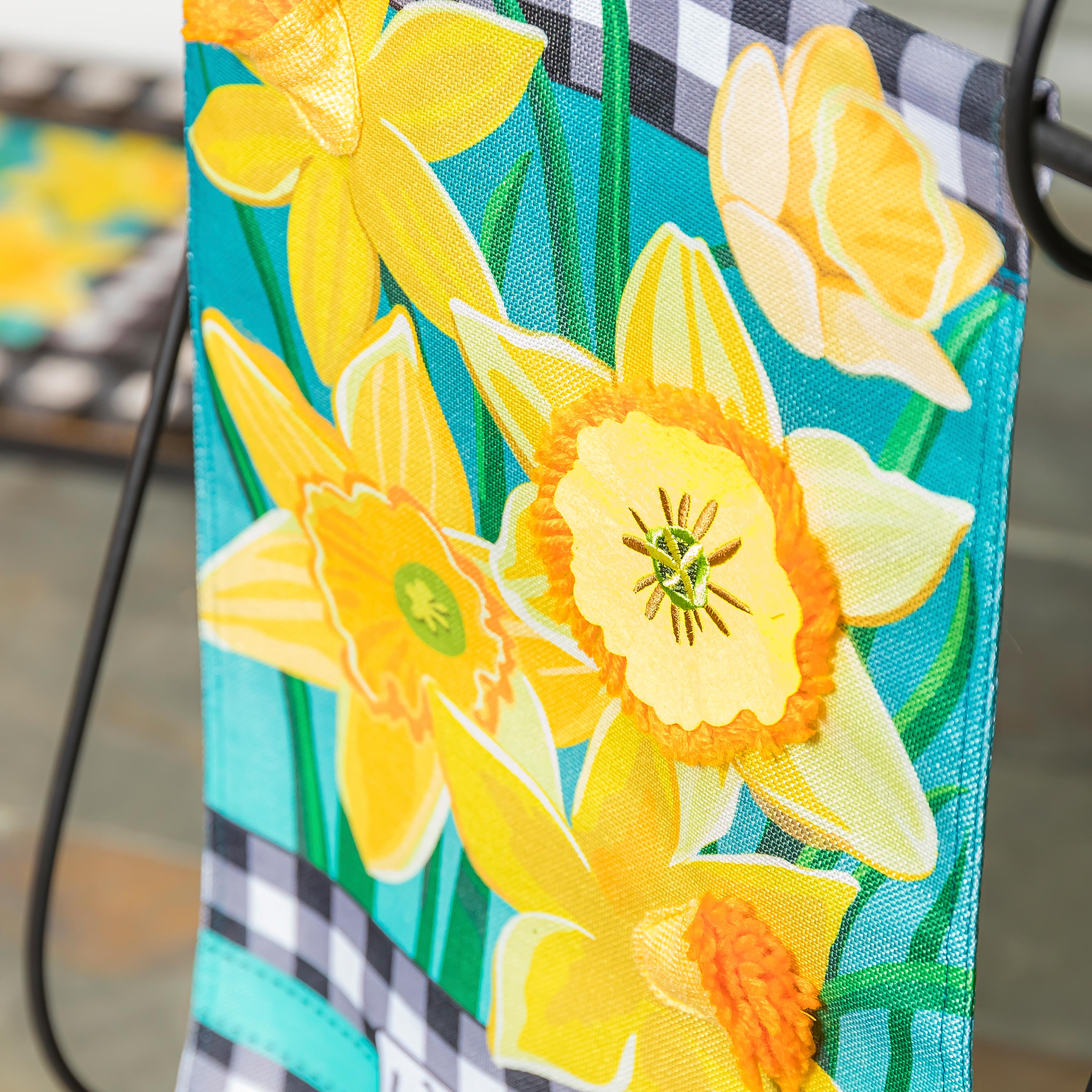 Daffodil Garden Garden Burlap Flag - Sports Collectibles, Sports Memorabilia, Sports Fan Shop, Sports Gifts