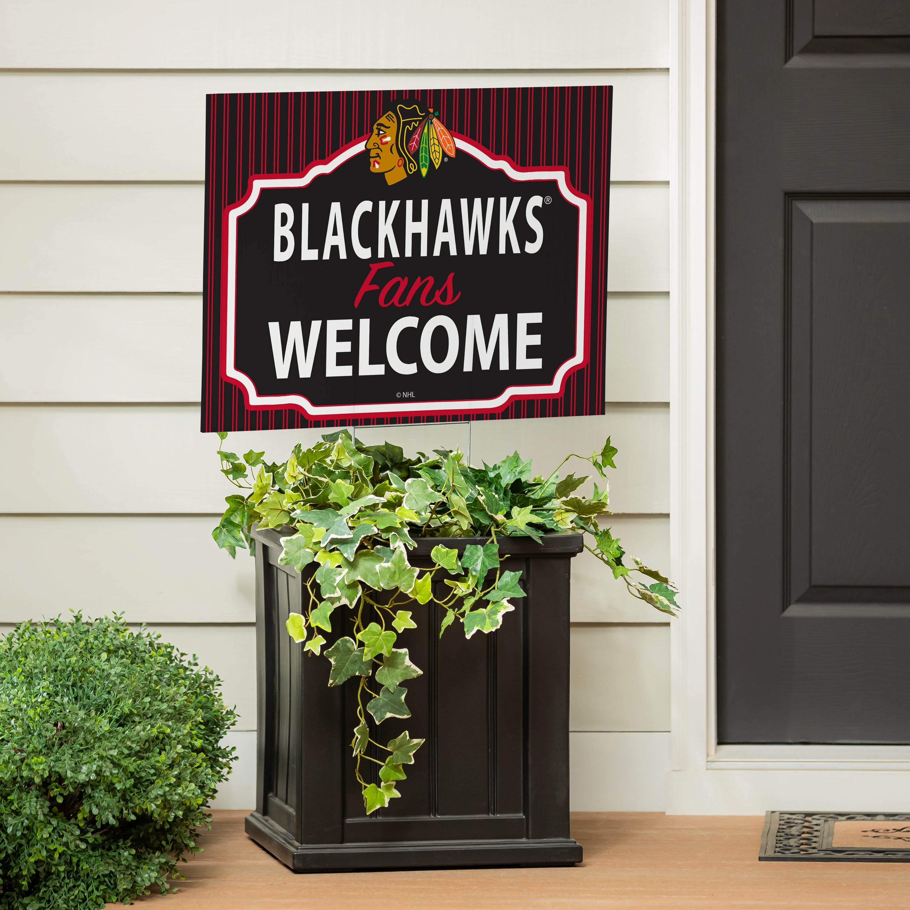 Chicago Blackhawks Coroplast Yard Sign, "Fans Welcome" - Sports Collectibles, Sports Memorabilia, Sports Fan Shop, Sports Gifts