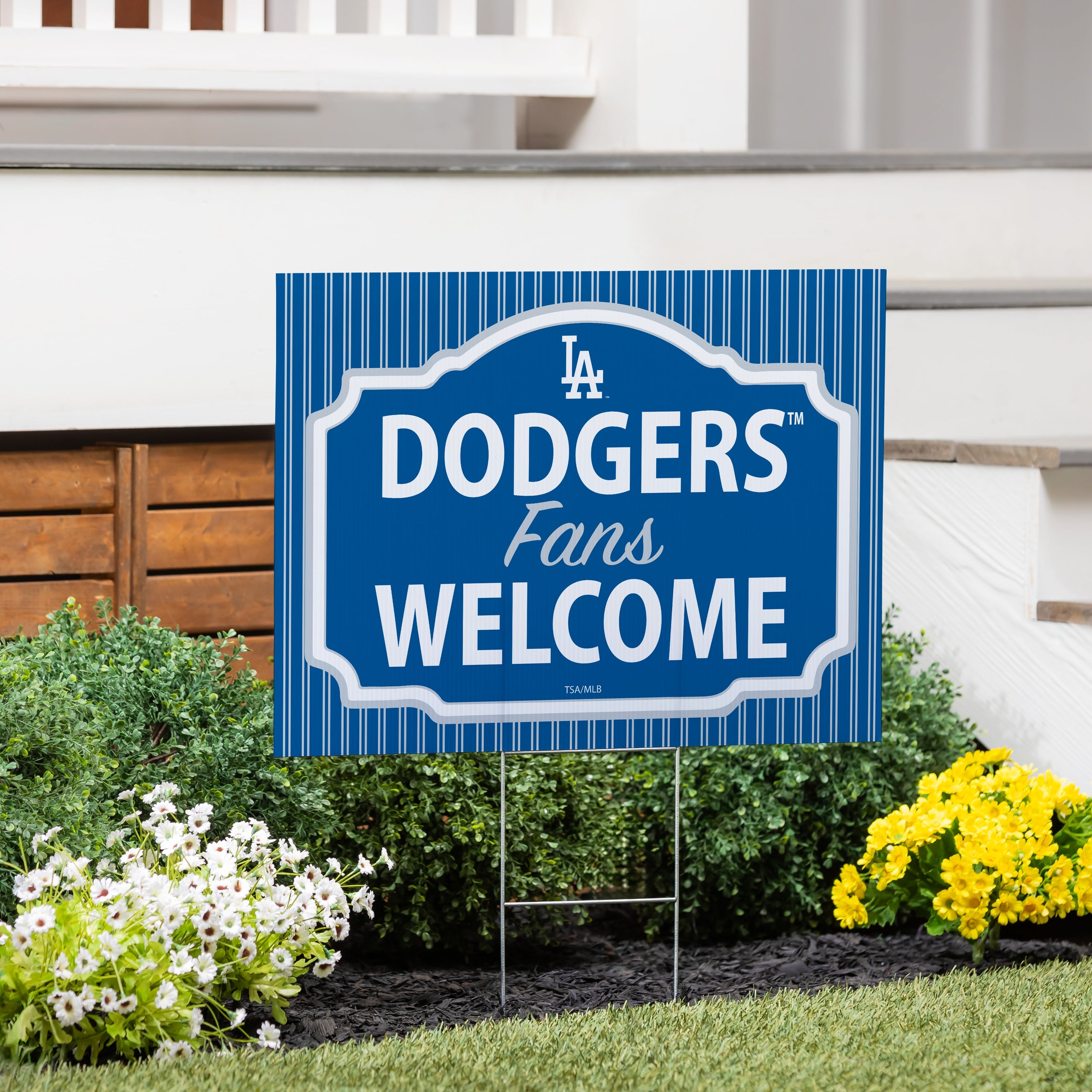 Los Angeles Dodgers Coroplast Yard Sign, "Fans Welcome" - Sports Collectibles, Sports Memorabilia, Sports Fan Shop, Sports Gifts