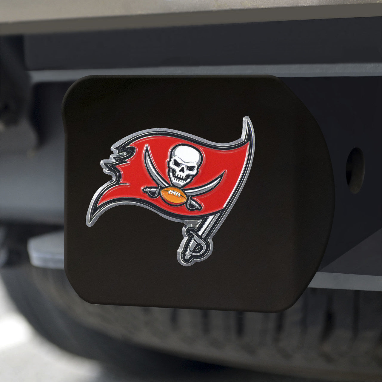Tampa Bay Buccaneers Hitch Cover Color Emblem on Black - Sports Collectibles, Sports Memorabilia, Sports Fan Shop, Sports Gifts
