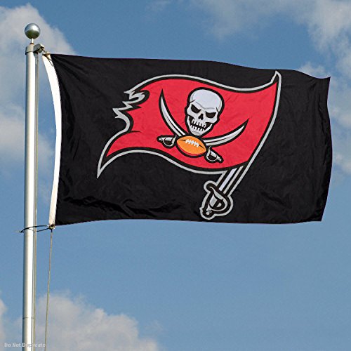 WinCraft Tampa Bay Buccaneers Embroidered Nylon Flag - Sports Collectibles, Sports Memorabilia, Sports Fan Shop, Sports Gifts