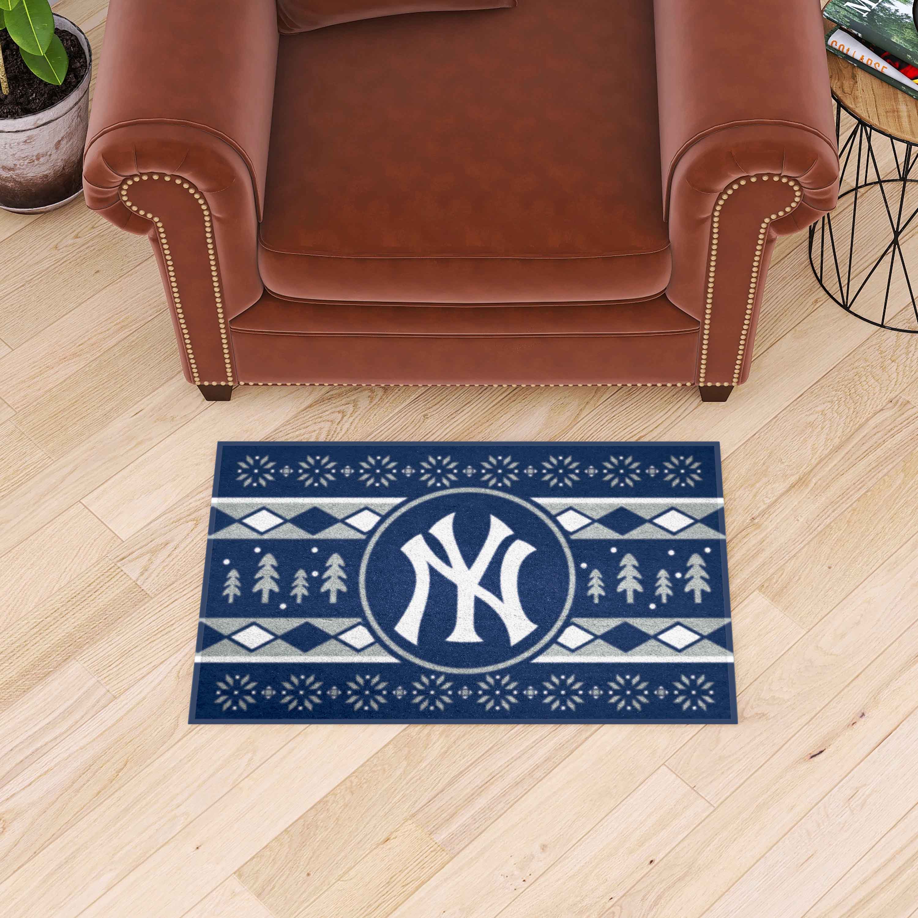 NY Yankees HOLIDAY SWEATER STARTER - Sports Gifts, Sports Memorabilia, Sports Collectibles, Fan Shop