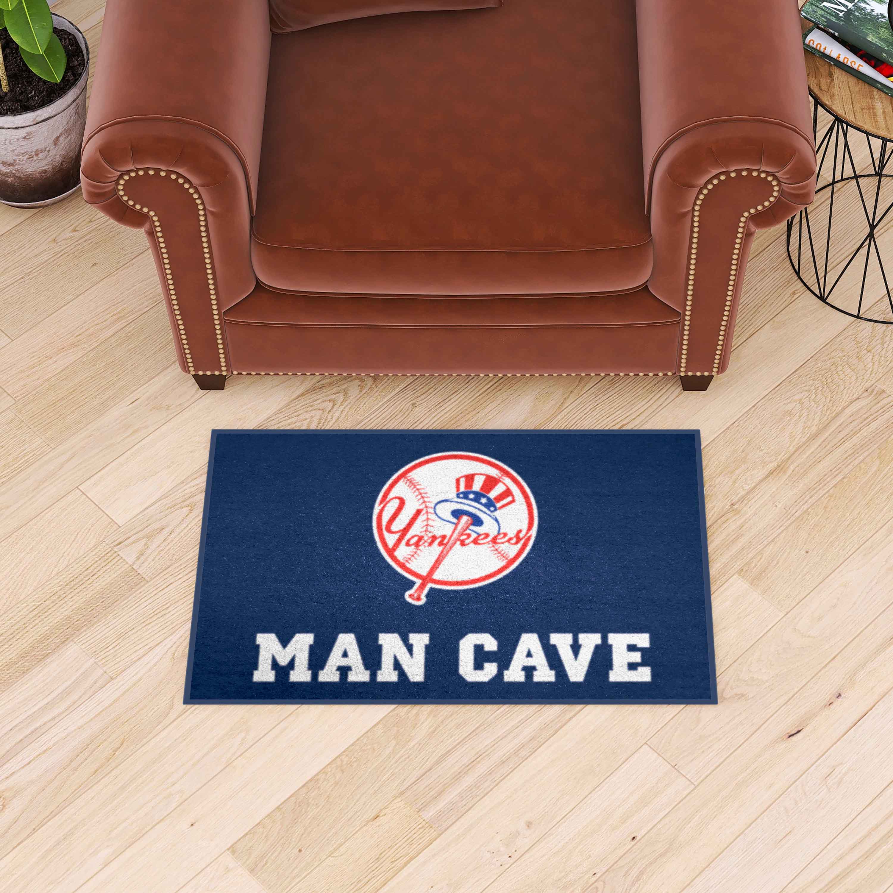 MLB - New York Yankees Man Cave Starter - Sports Gifts, Sports Memorabilia, Sports Collectibles, Fan Shop