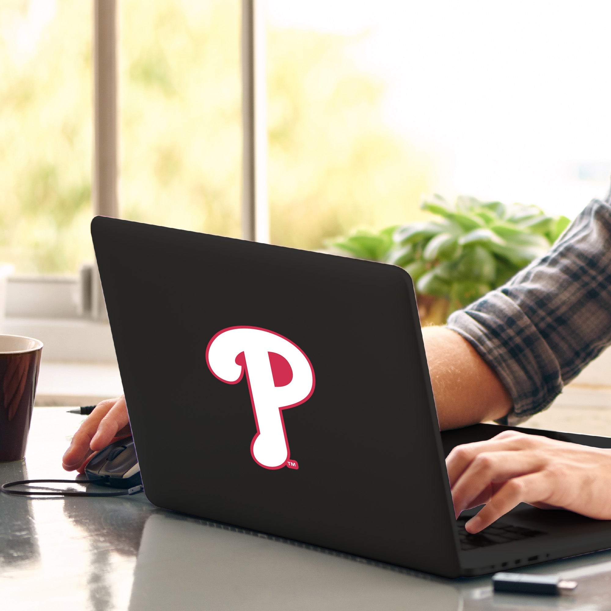 MLB - Philadelphia Phillies Matte Decal - Sports Gifts, Sports Memorabilia, Sports Collectibles, Fan Shop