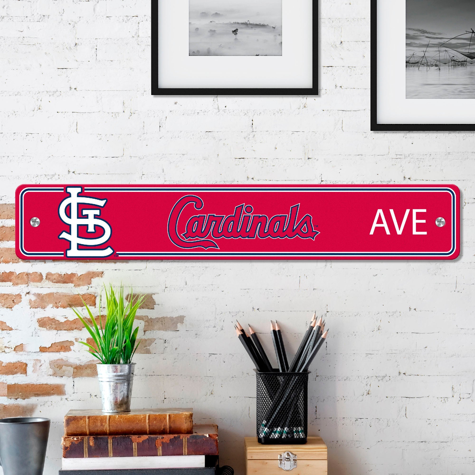 St. Louis Cardinals-Street Sign - Sports Gifts, Sports Memorabilia, Sports Collectibles, Fan Shop