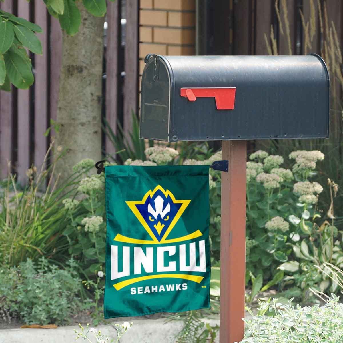 UNCW Seahawks Garden Flag and Mailbox Post Pole Mount Holder Set - Sports Collectibles, Sports Memorabilia, Sports Fan Shop, Sports Gifts
