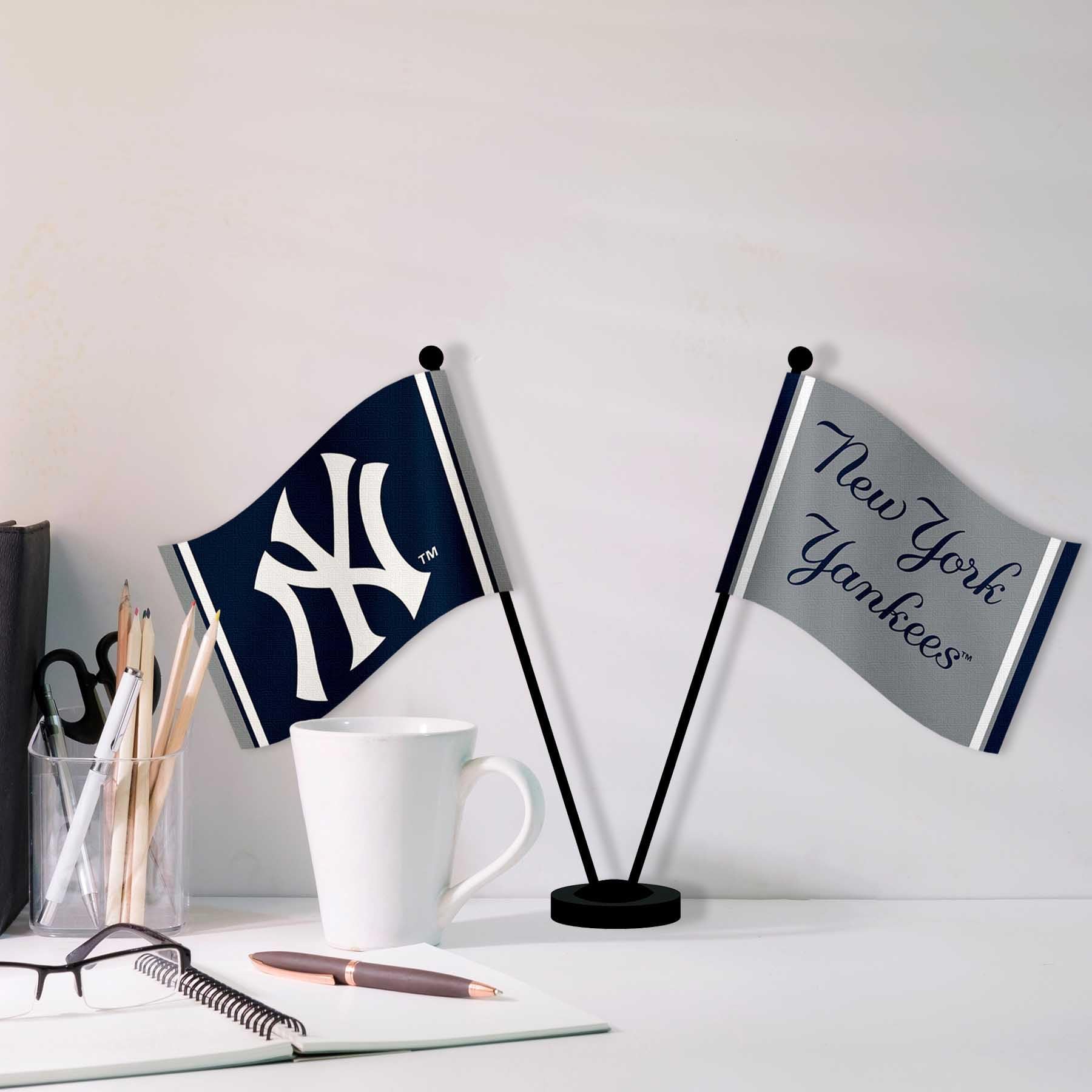 WinCraft NY Yankees Desk and Table Top Flags - Sports Collectibles, Sports Memorabilia, Sports Fan Shop, Sports Gifts