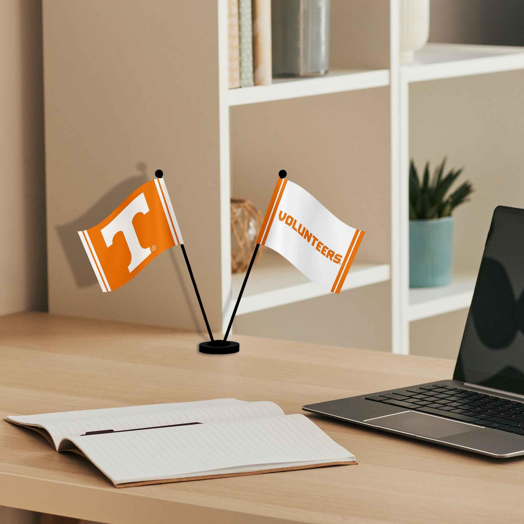 WinCraft Tennessee Volunteers Desk and Table Top Flags - Sports Collectibles, Sports Memorabilia, Sports Fan Shop, Sports Gifts