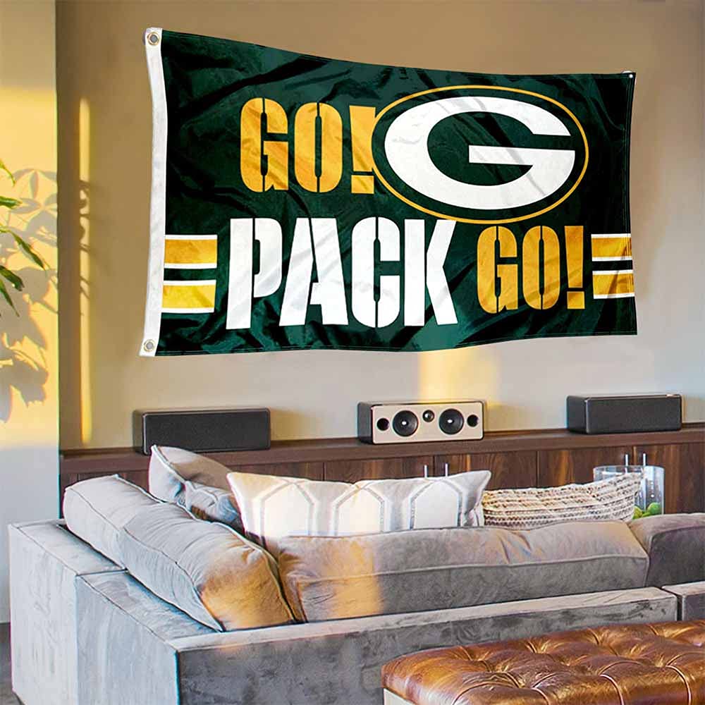 Green Bay Packers Go Pack Go Banner and Tapestry Wall Tack Pads - Sports Collectibles, Sports Memorabilia, Sports Fan Shop, Sports Gifts